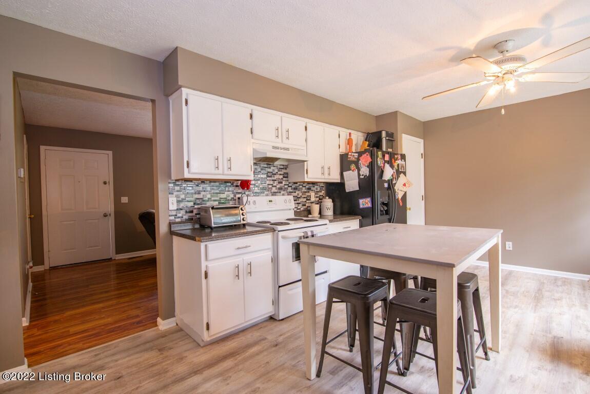 433 Dogwood Dr
