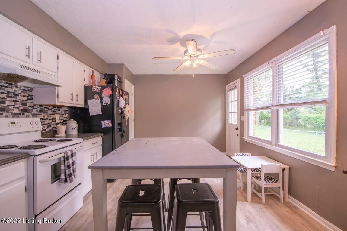 433 Dogwood Dr