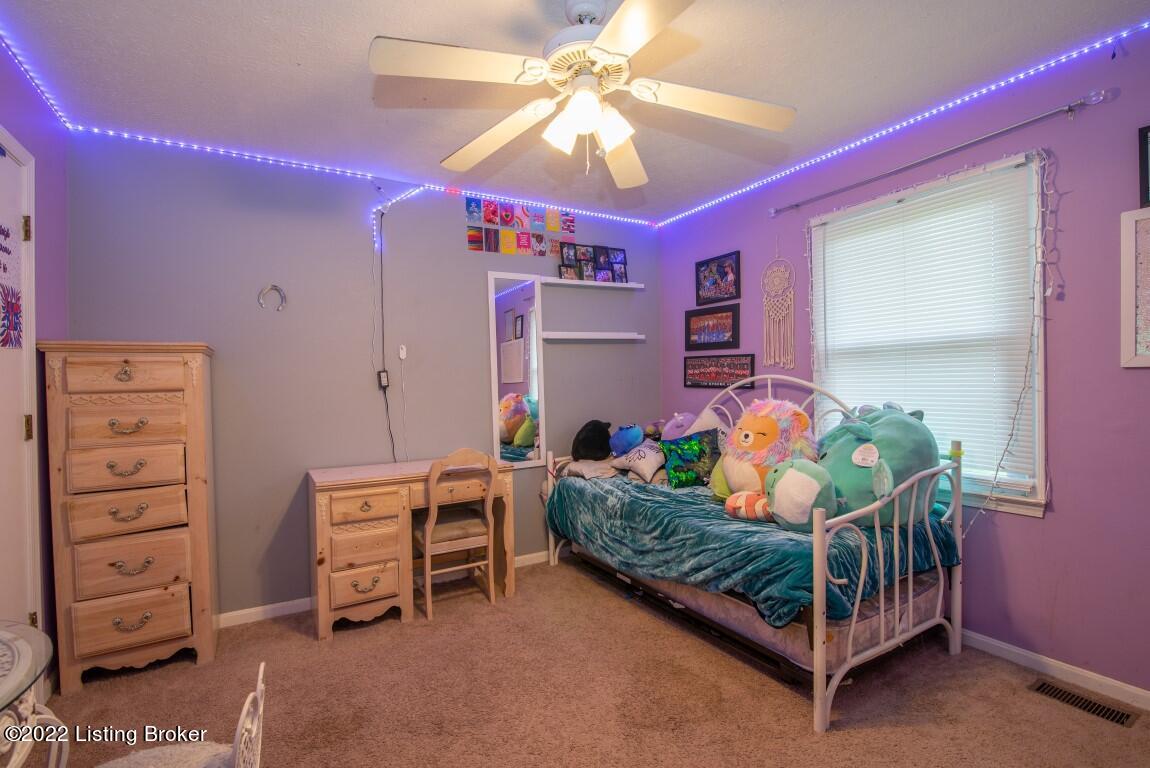 433 Dogwood Dr