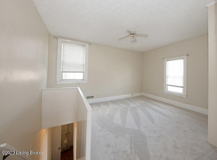 1003 Dixon Ave