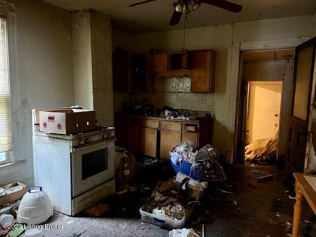 2602 Woodland Ave
