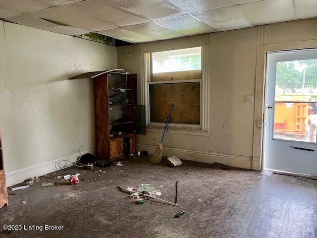 2602 Woodland Ave