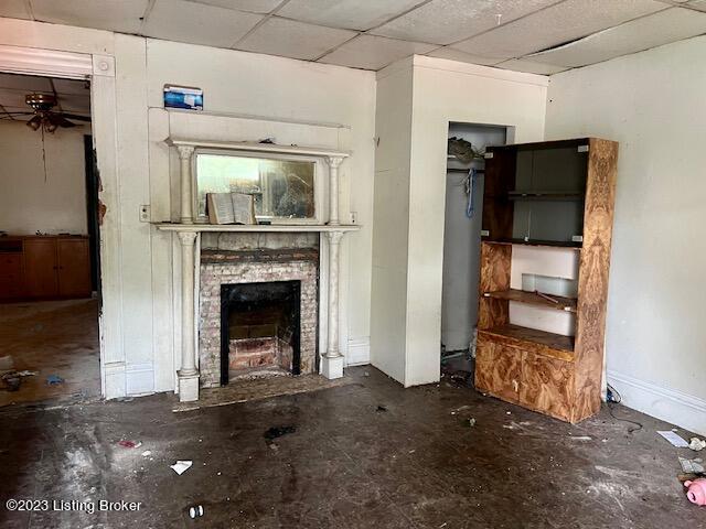2602 Woodland Ave