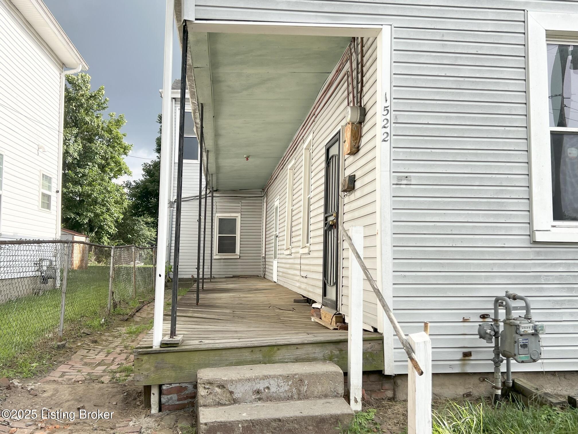 1522 Cedar St