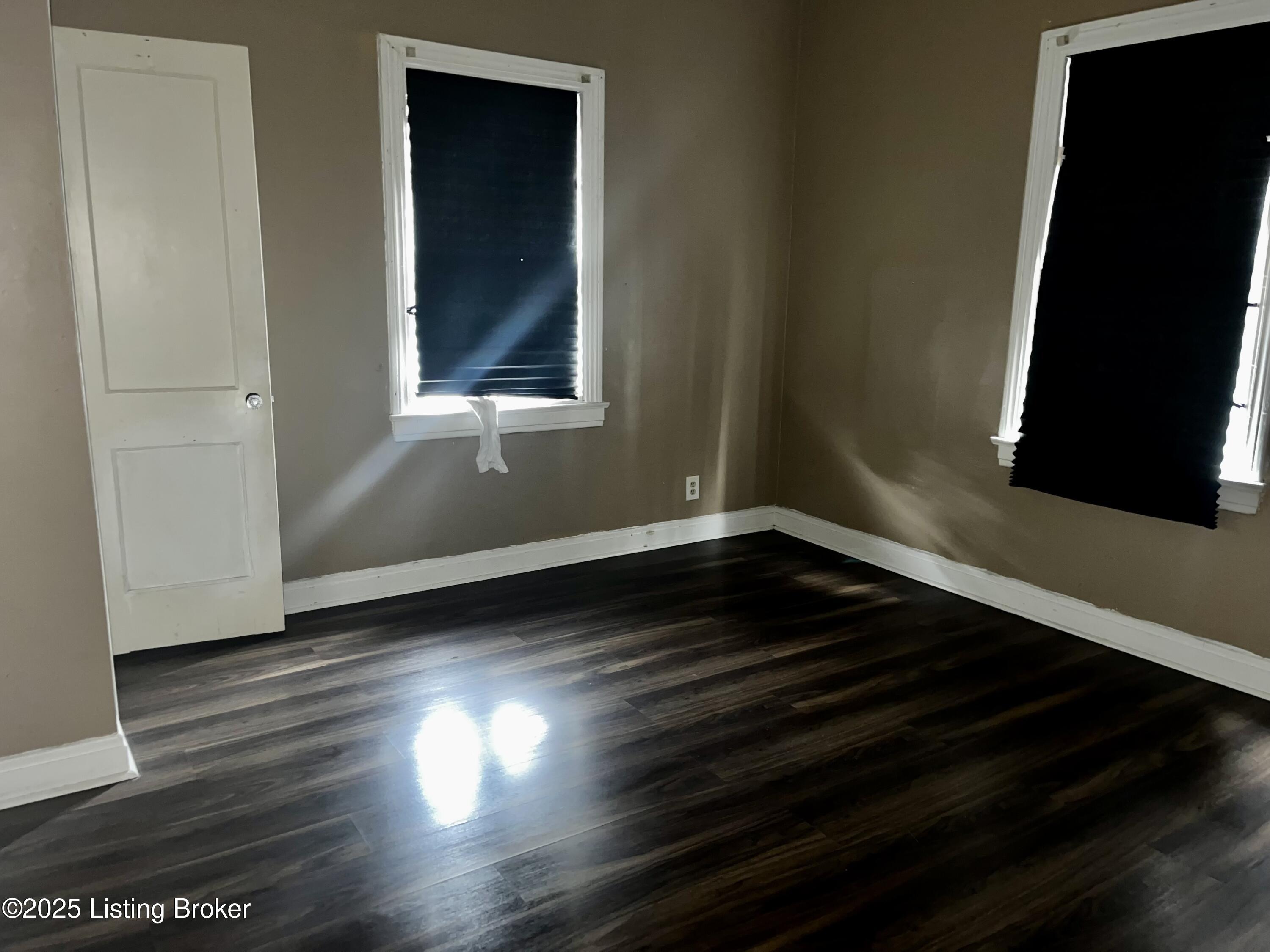 4145 W Market St, Louisville