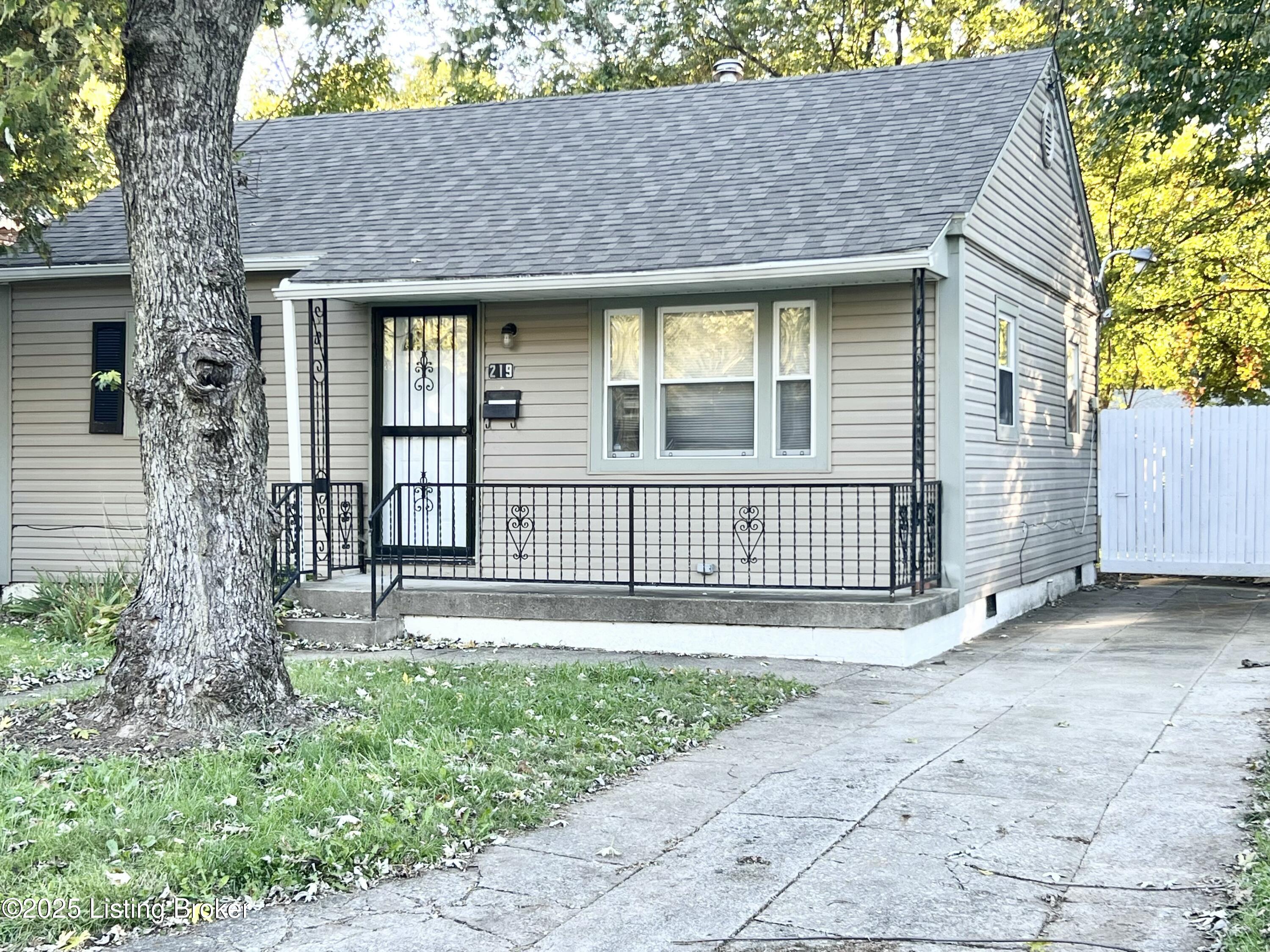 219 N 37th St, Louisville