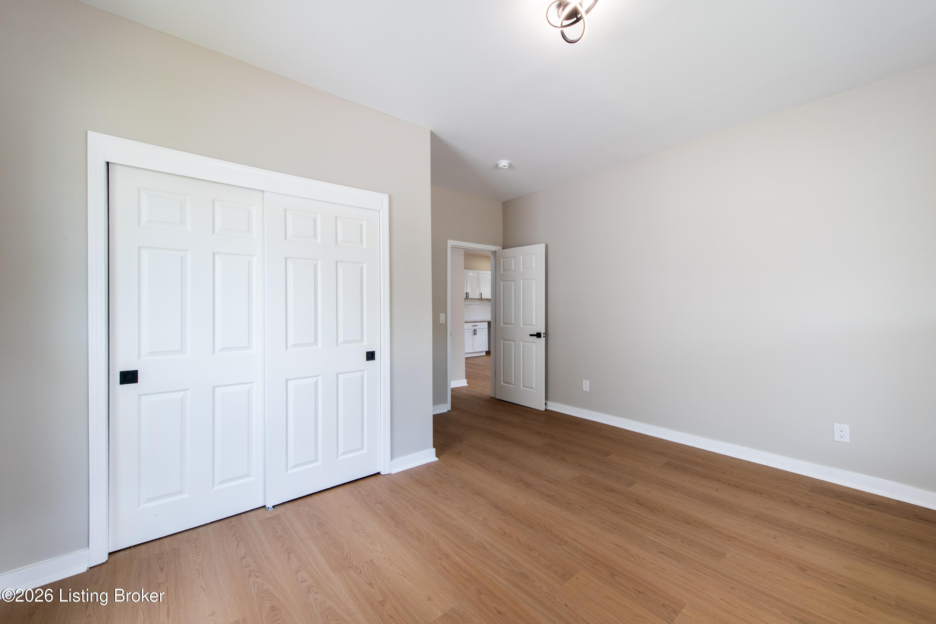 305 N 32nd St