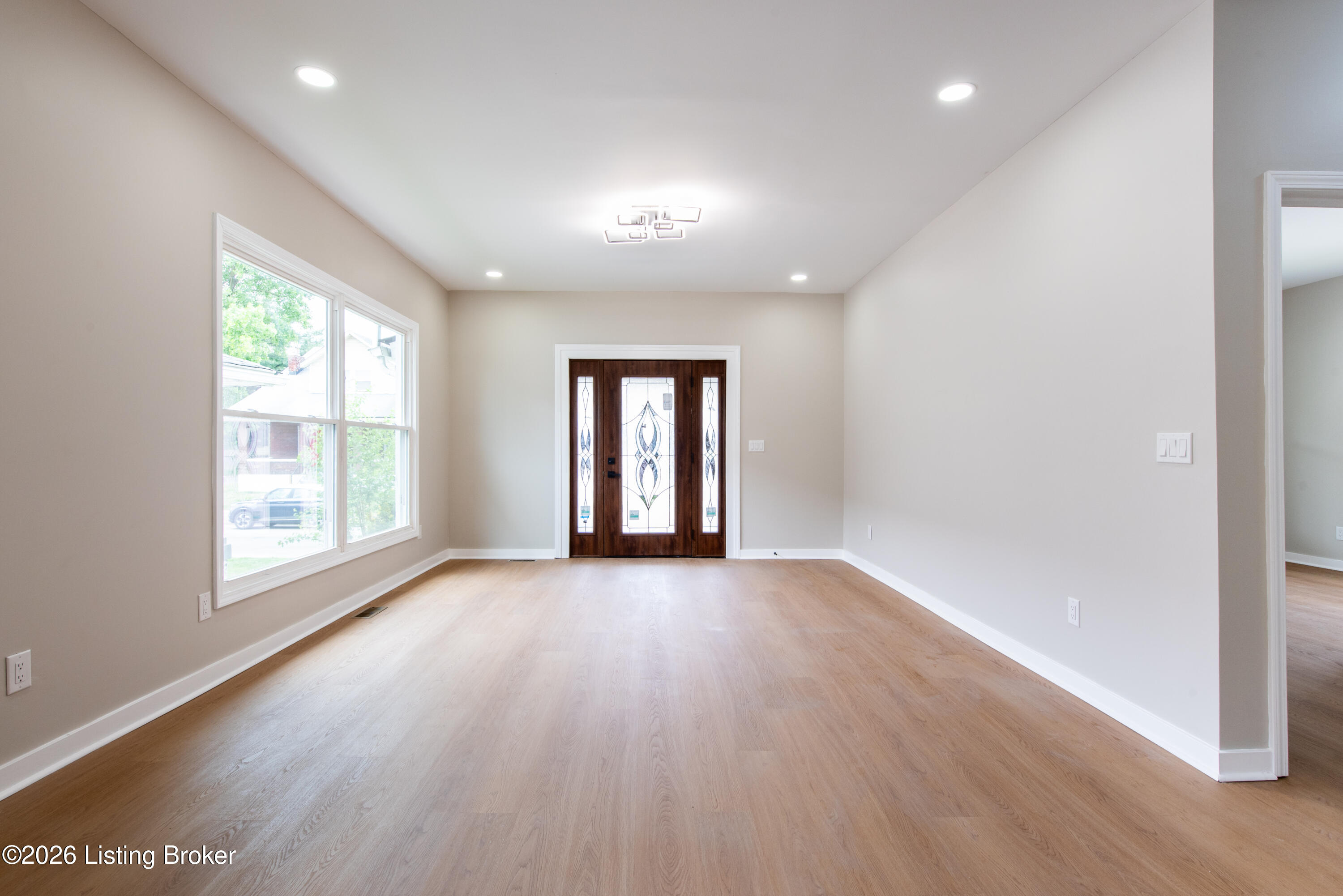 305 N 32nd St