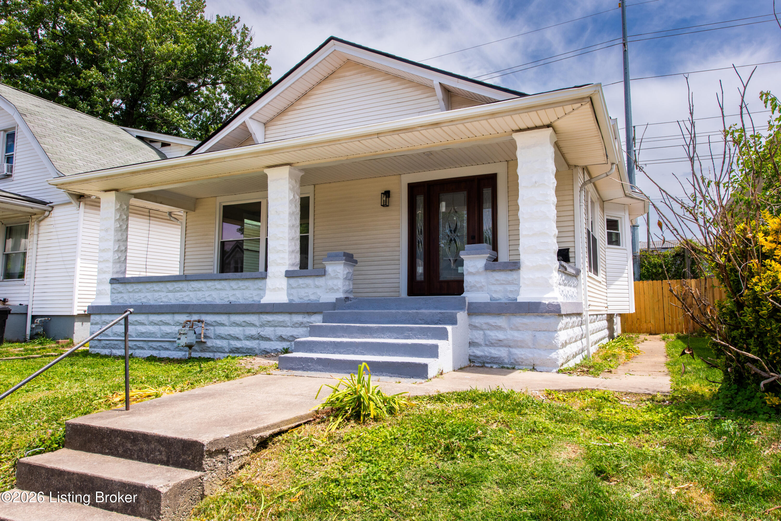 305 N 32nd St