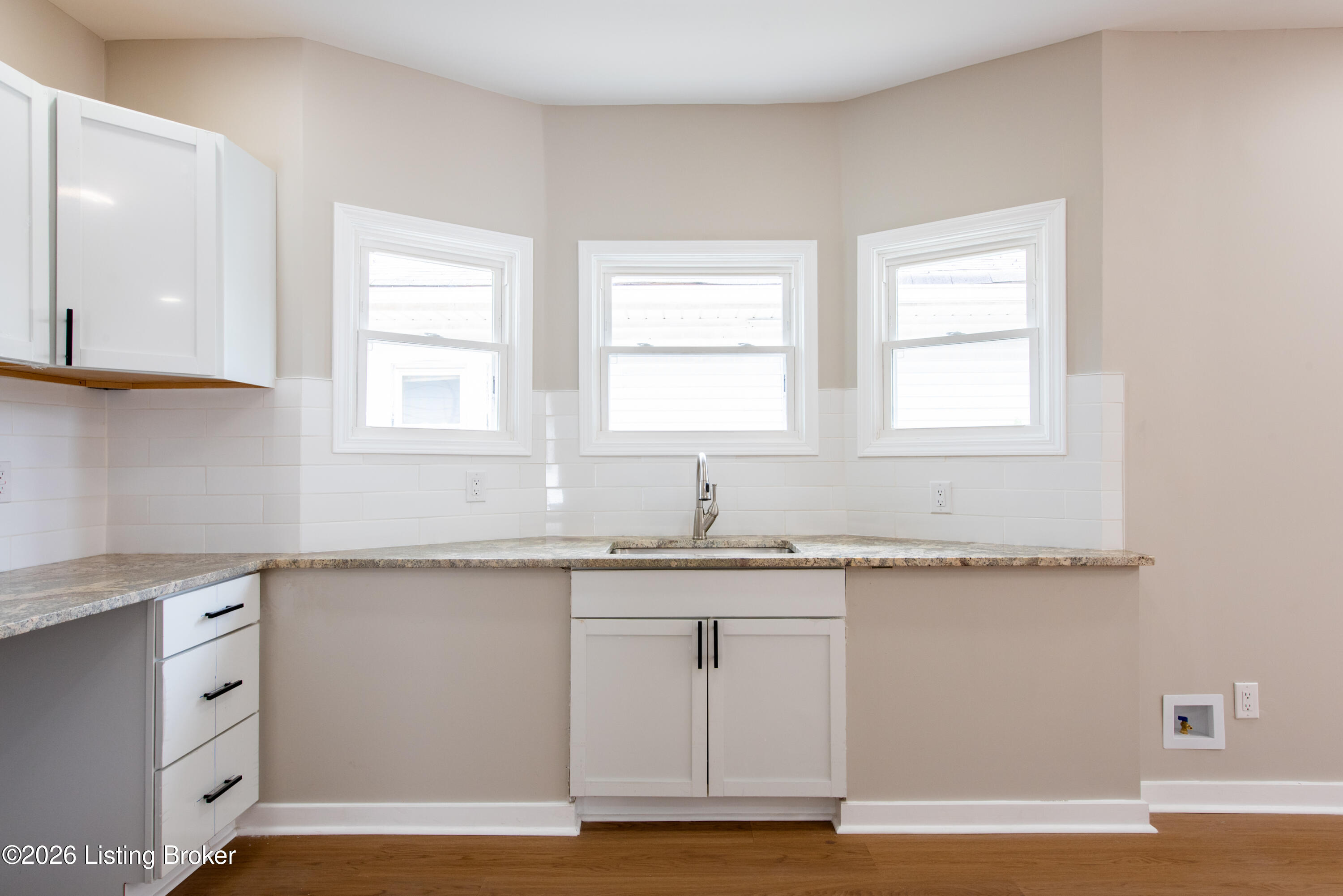 305 N 32nd St