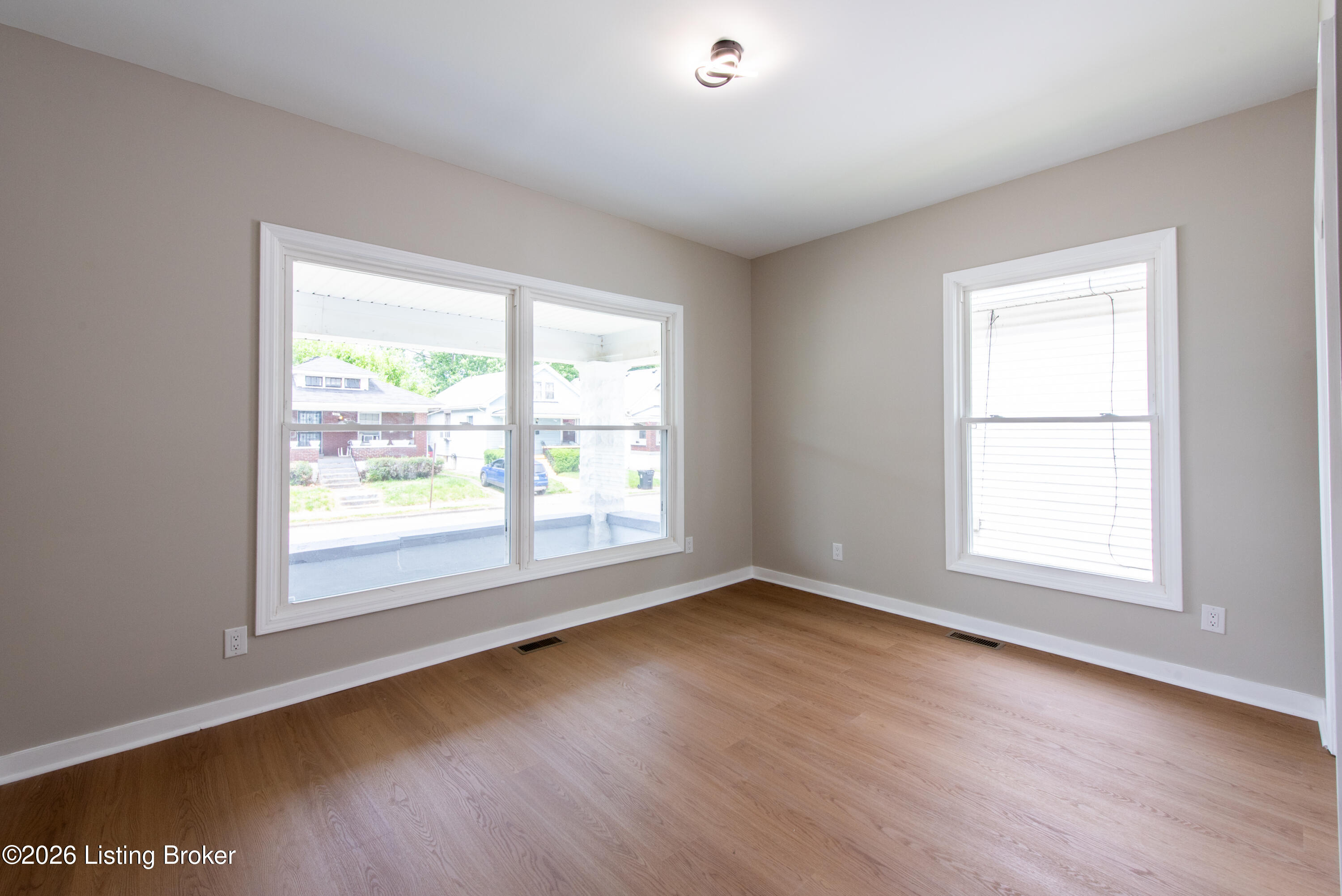 305 N 32nd St