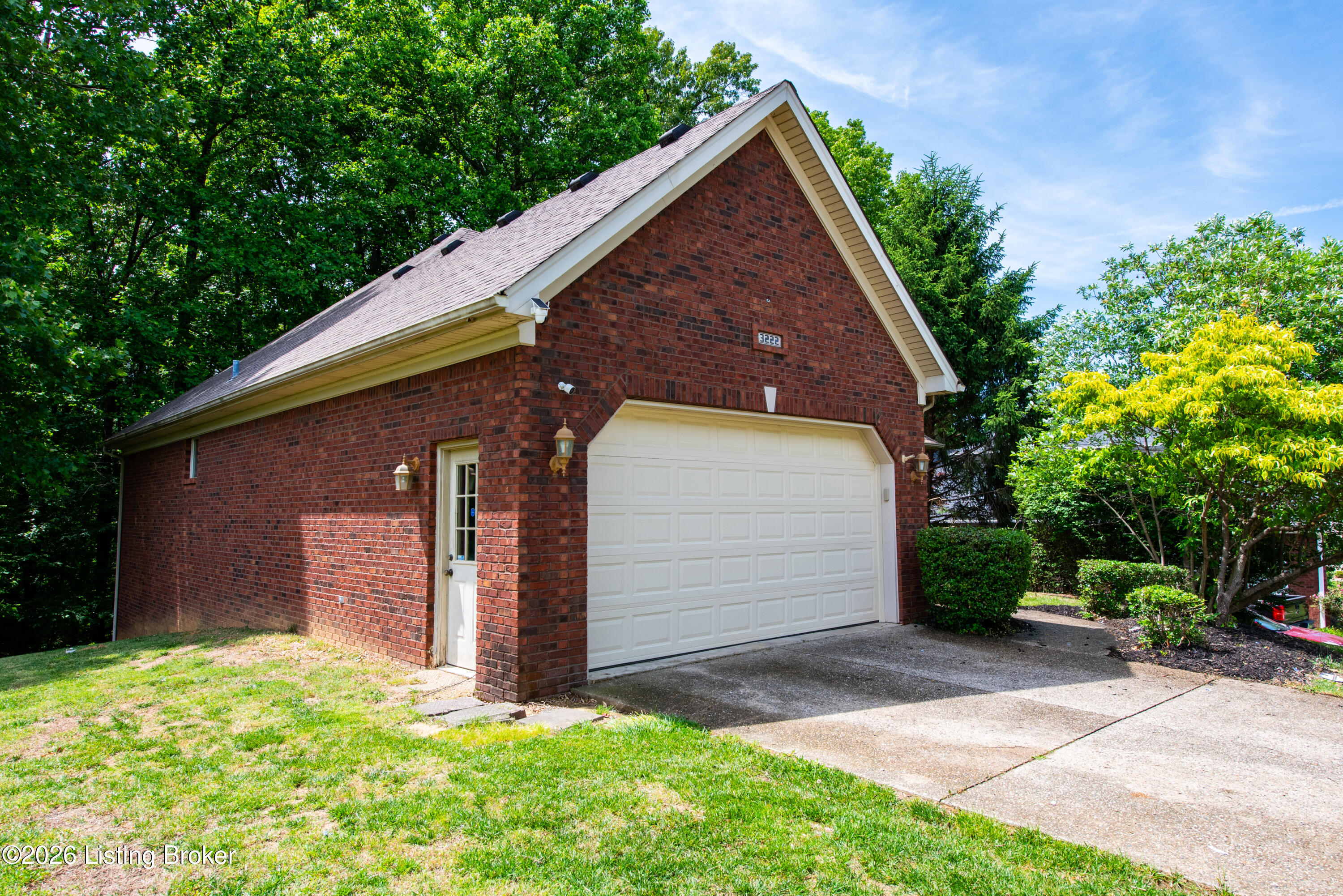 3222 Rolling Oak Blvd