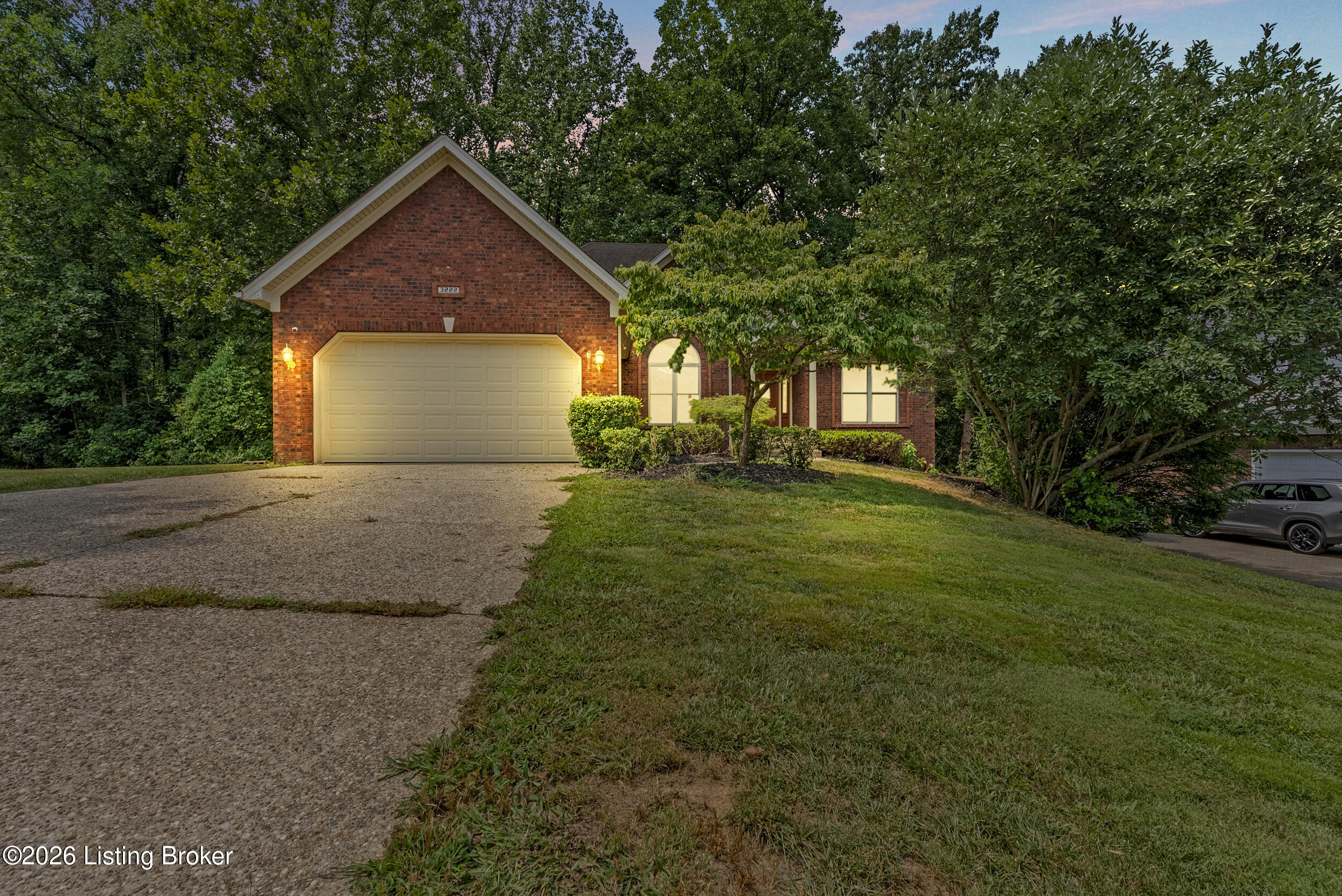 3222 Rolling Oak Blvd