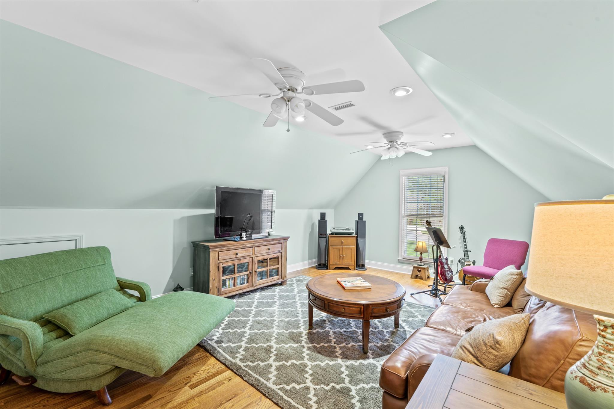 5345 Beacon Ridge Drive