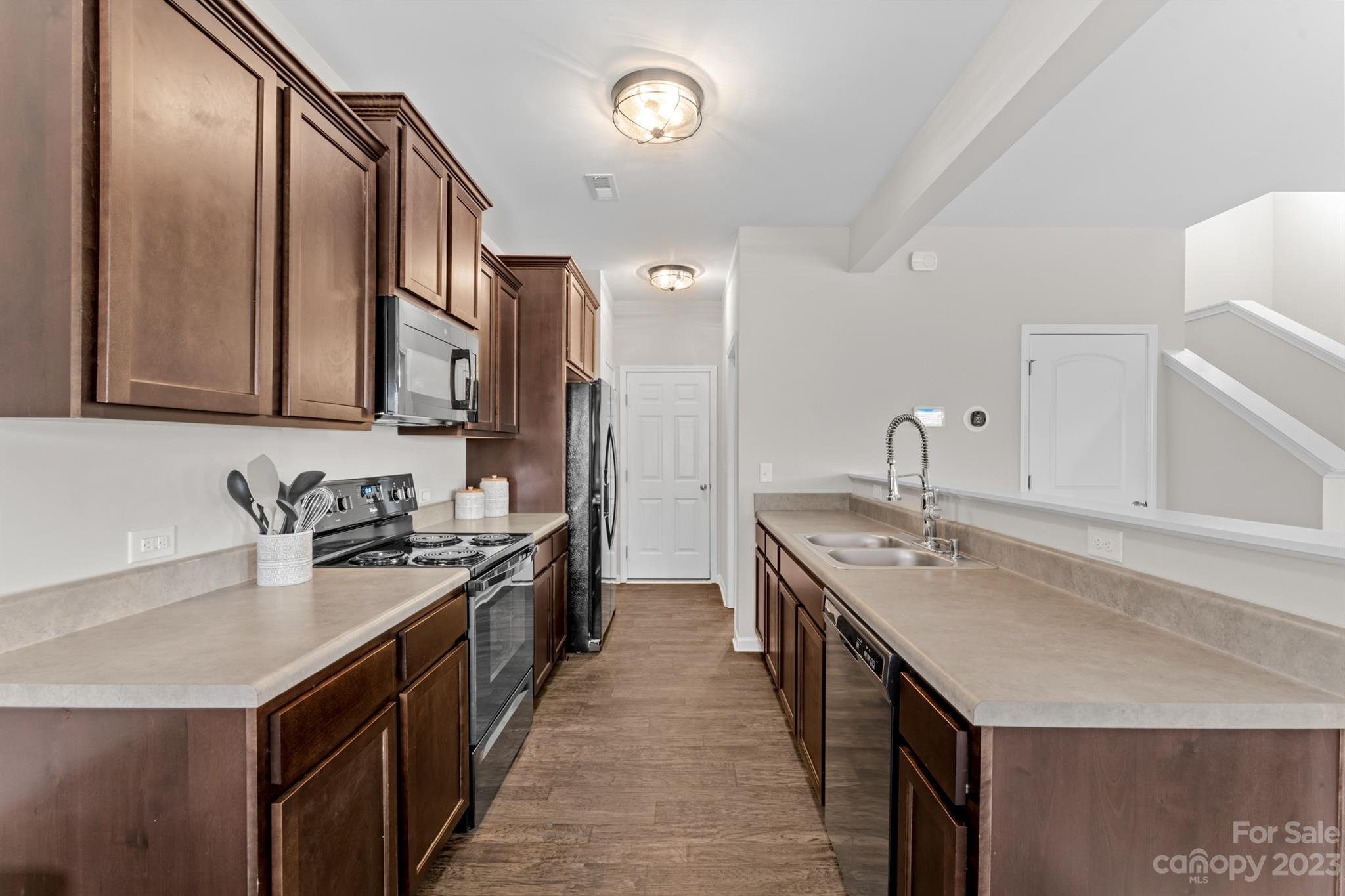 115 Clove Hitch Drive