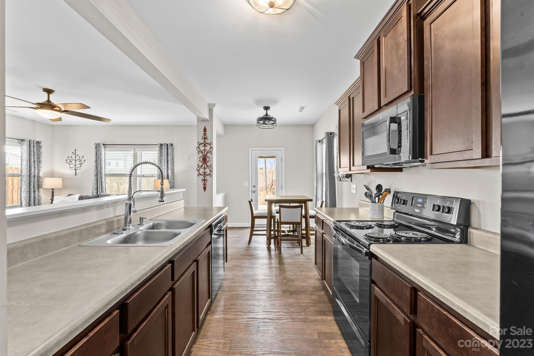115 Clove Hitch Drive