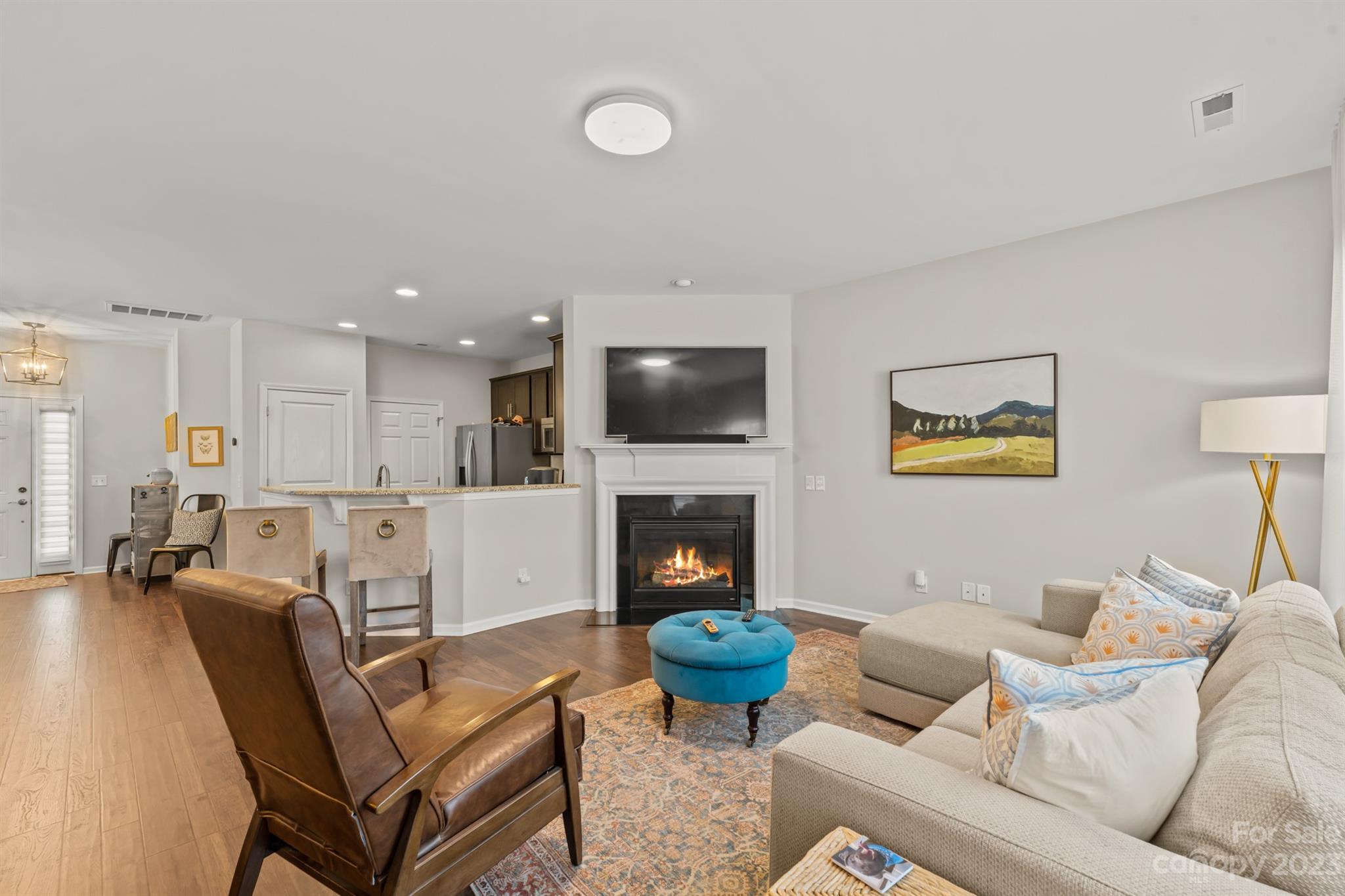 6236 Rockefeller Lane