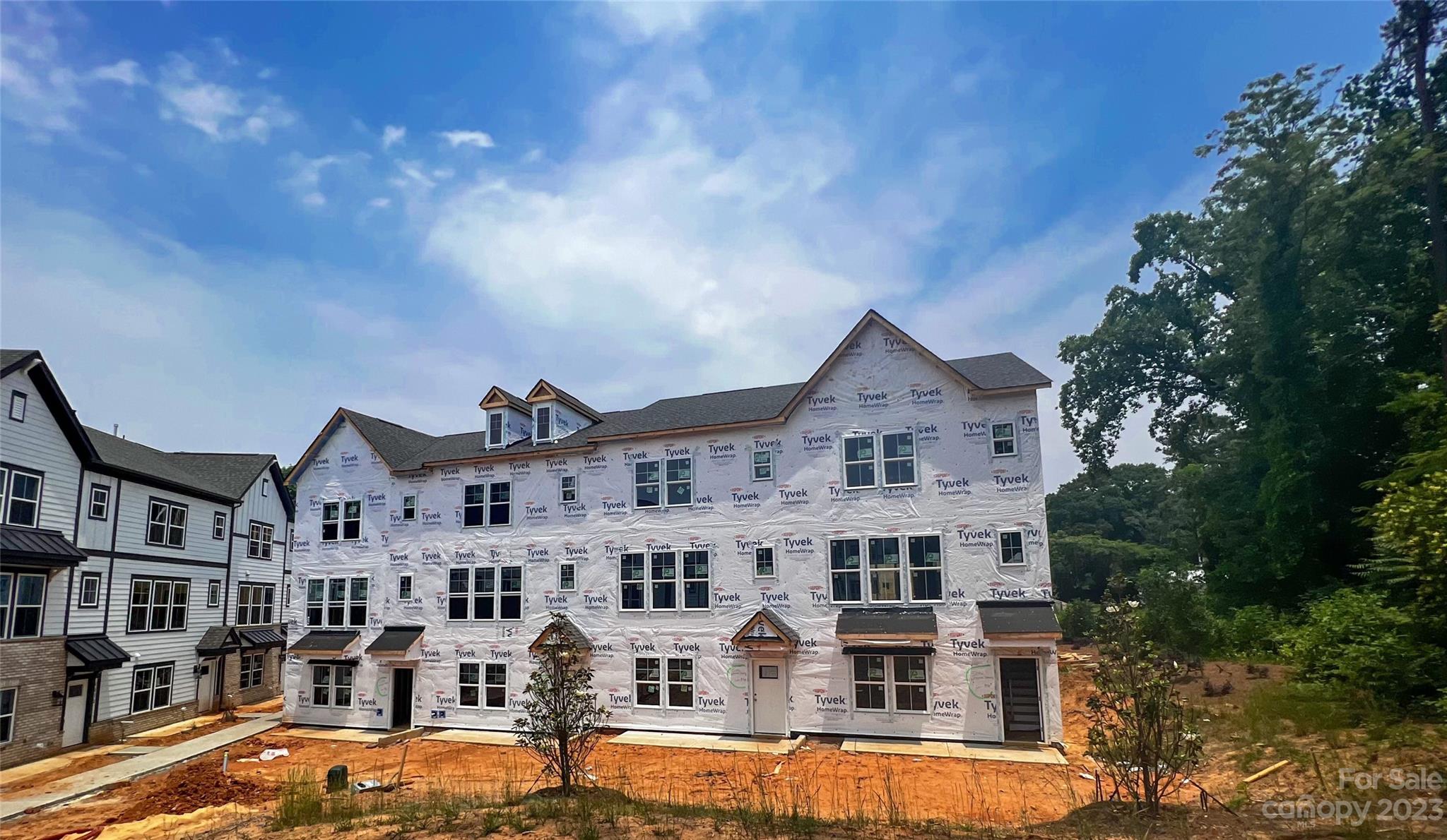 5042 Nestling Spring Street