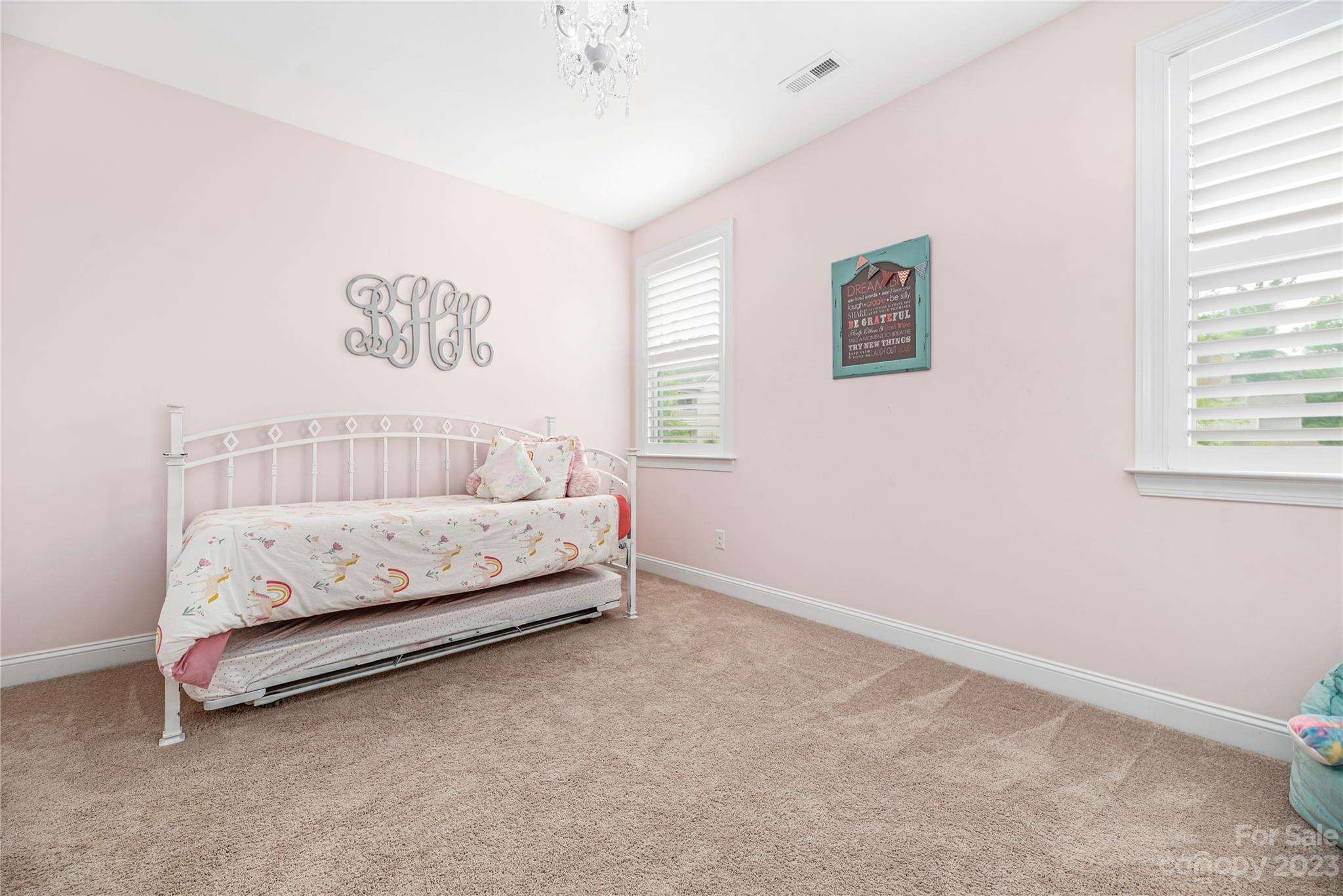 10802 Vanguard Parkway