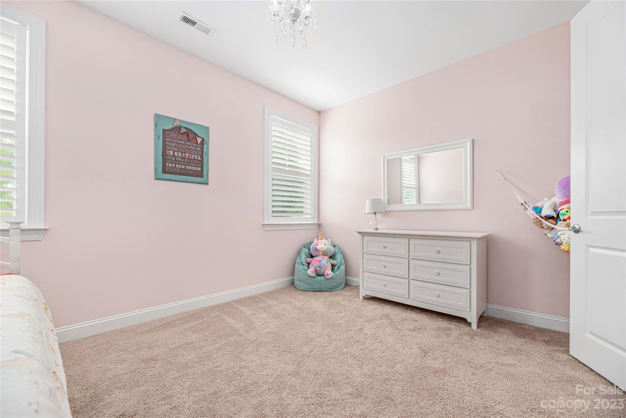 10802 Vanguard Parkway