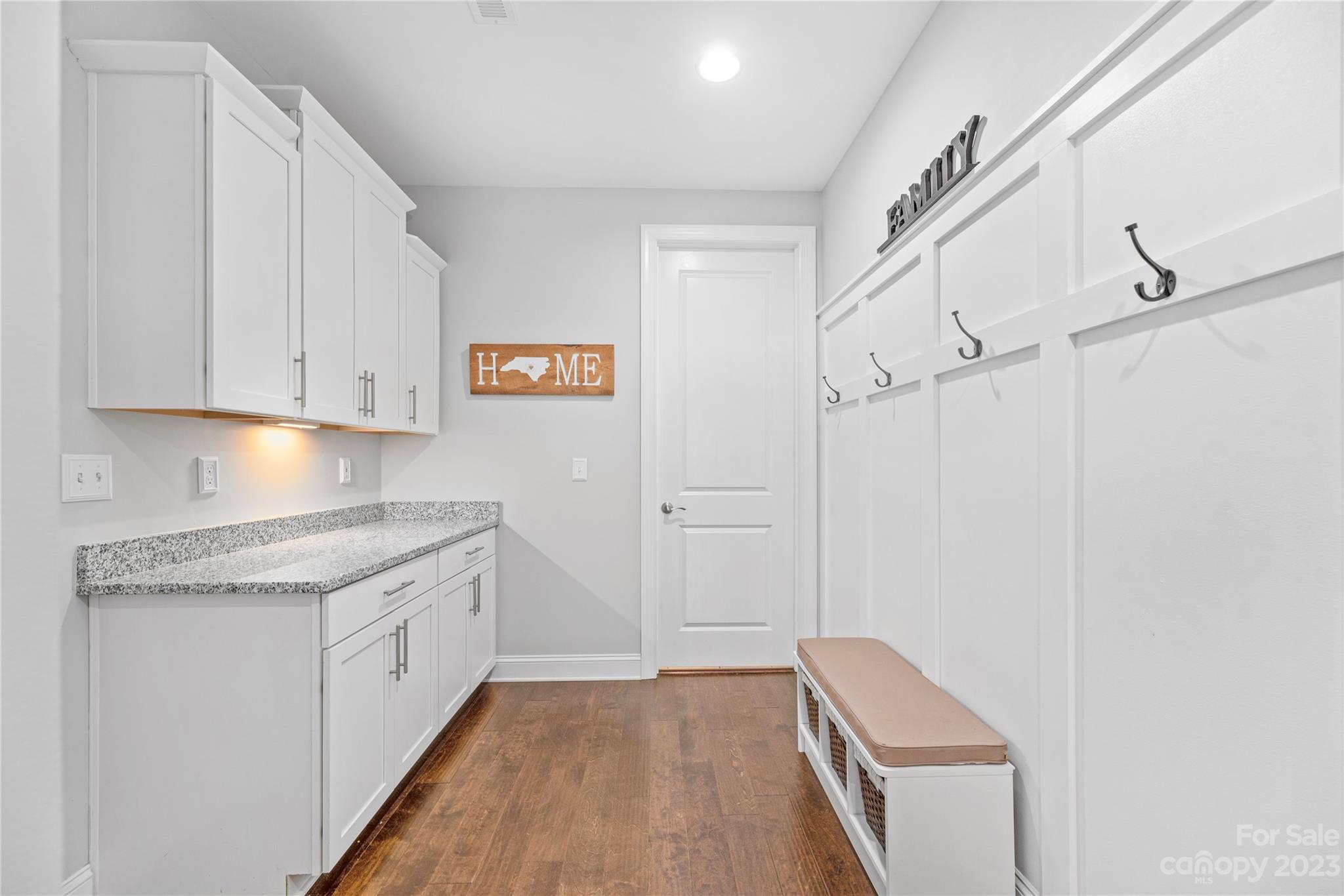 10802 Vanguard Parkway