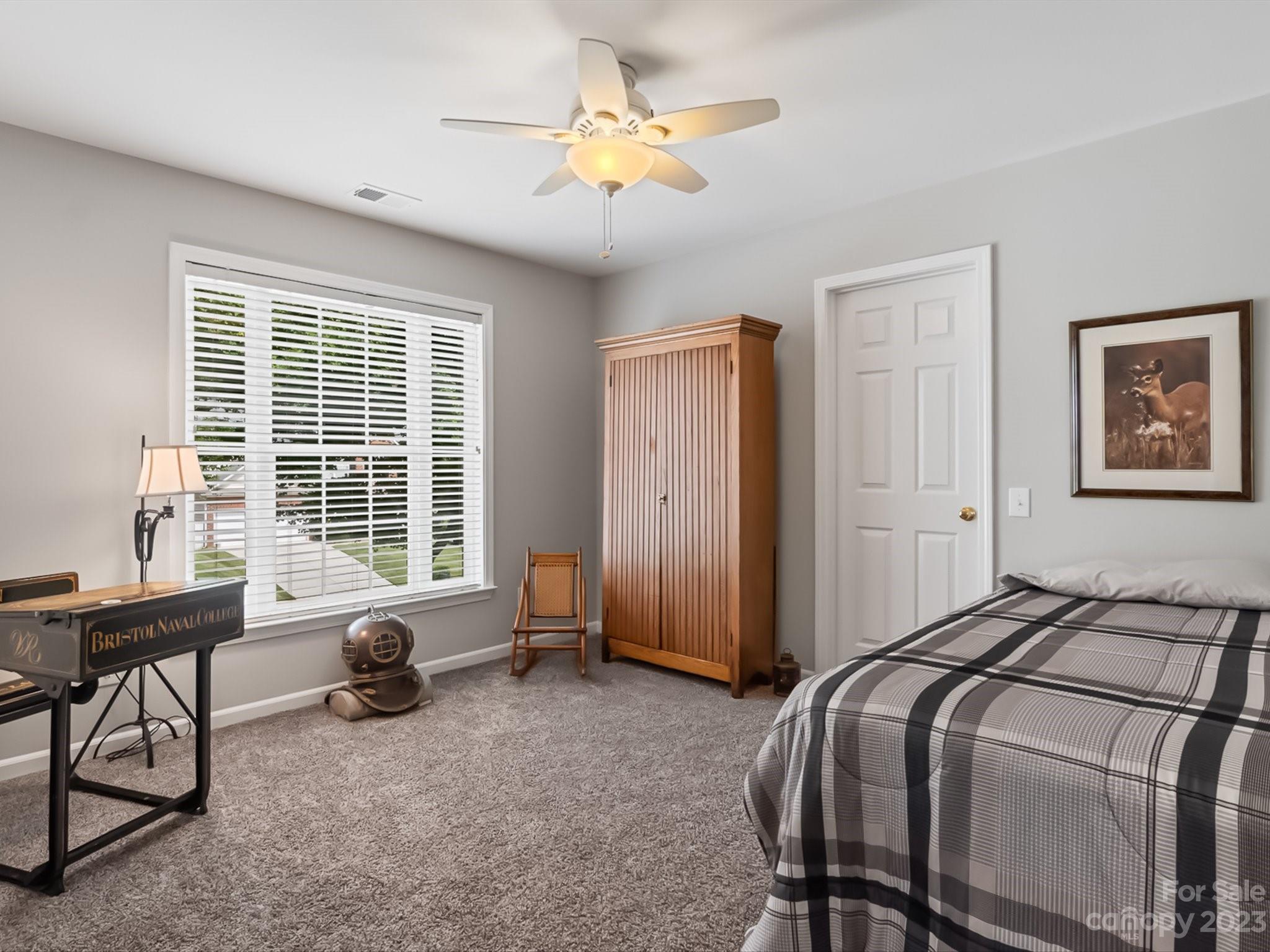 15733 Gathering Oaks Drive