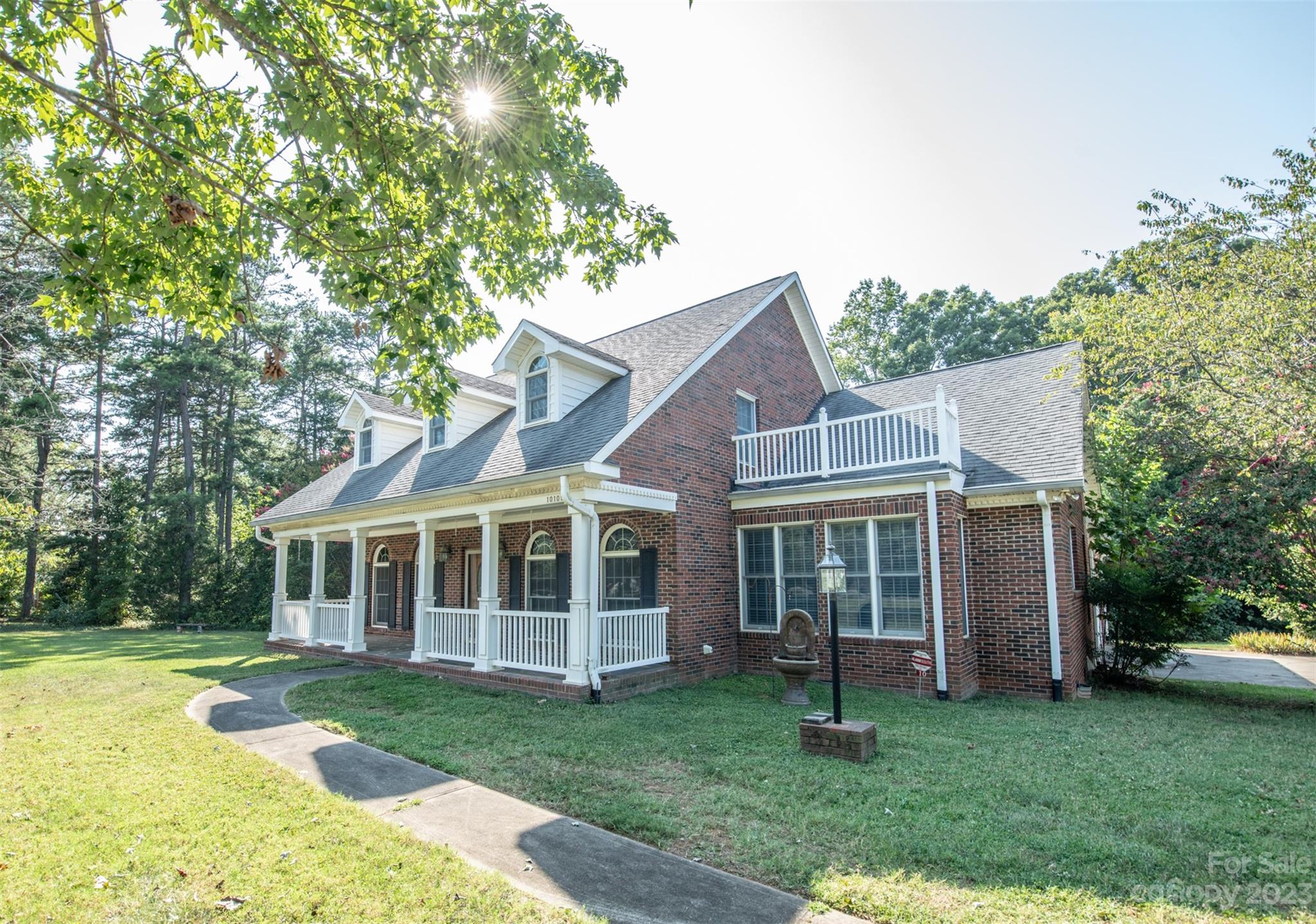 10105 Washam Potts Road