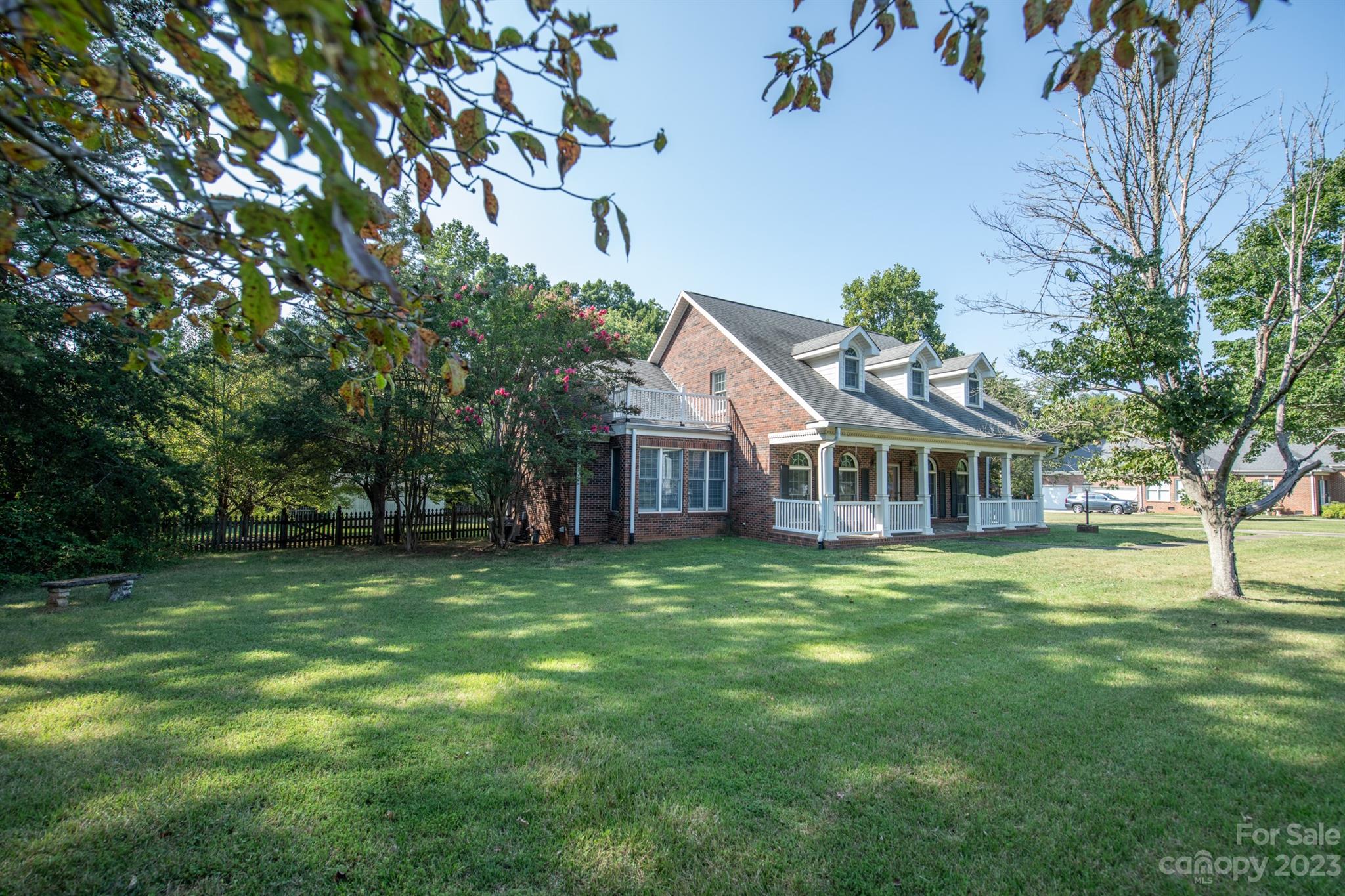 10105 Washam Potts Road