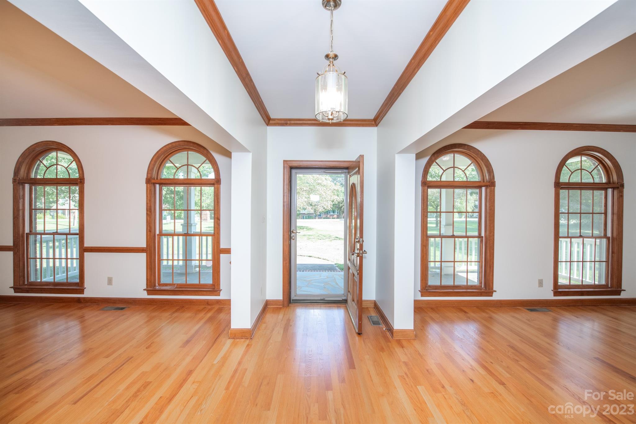 10105 Washam Potts Road