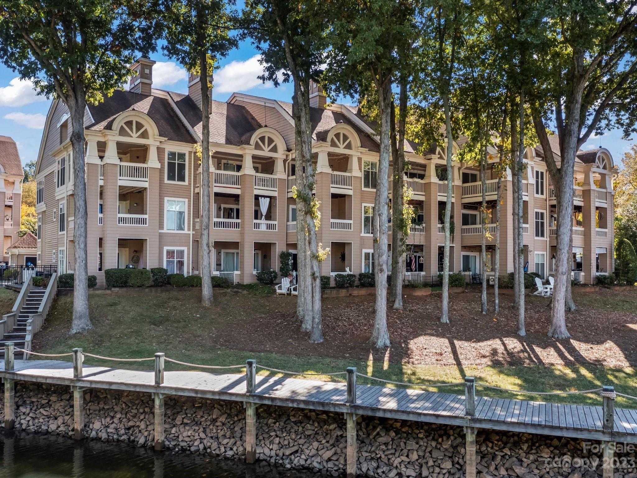 709 Southwest Drive