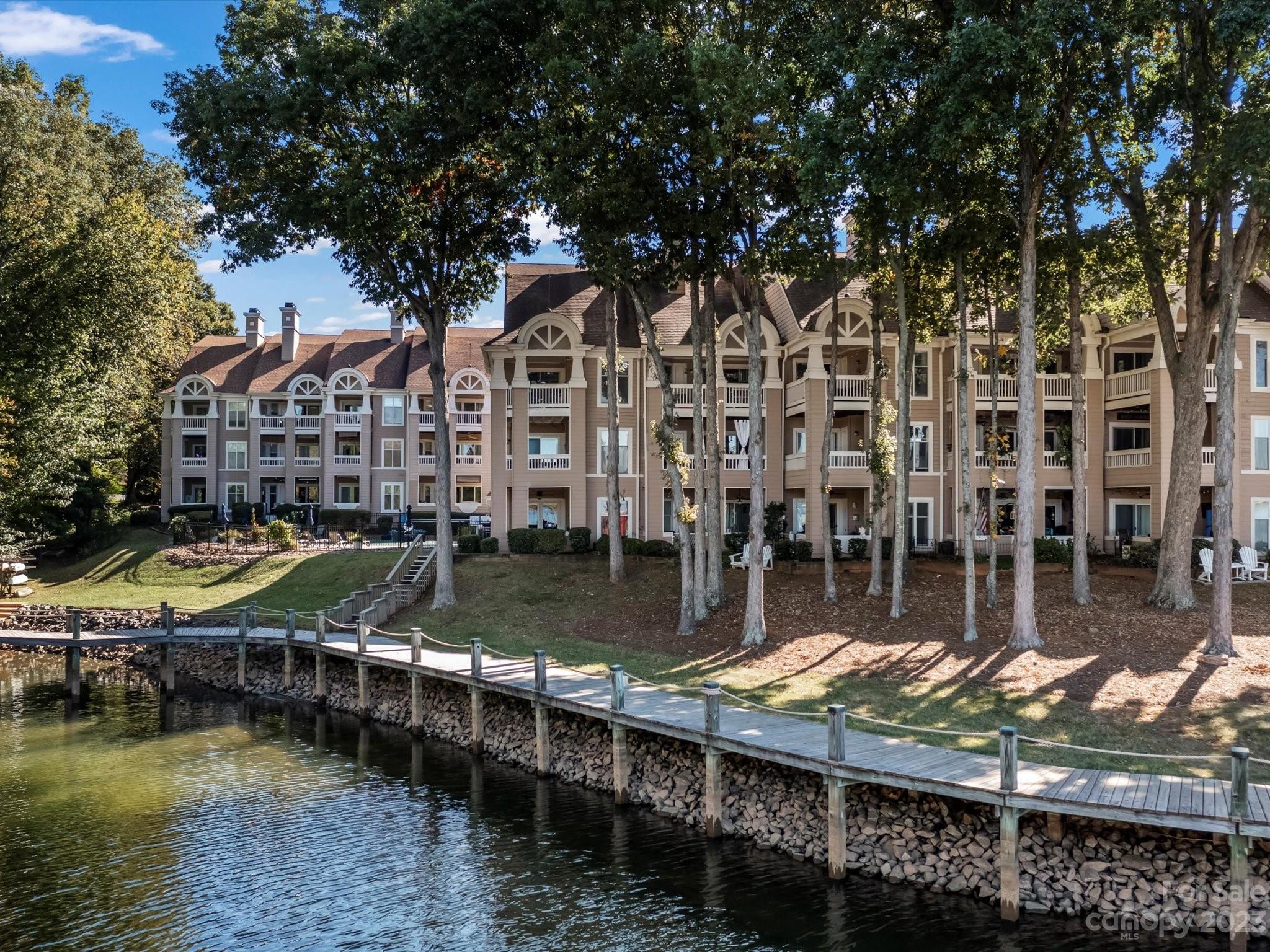 709 Southwest Drive