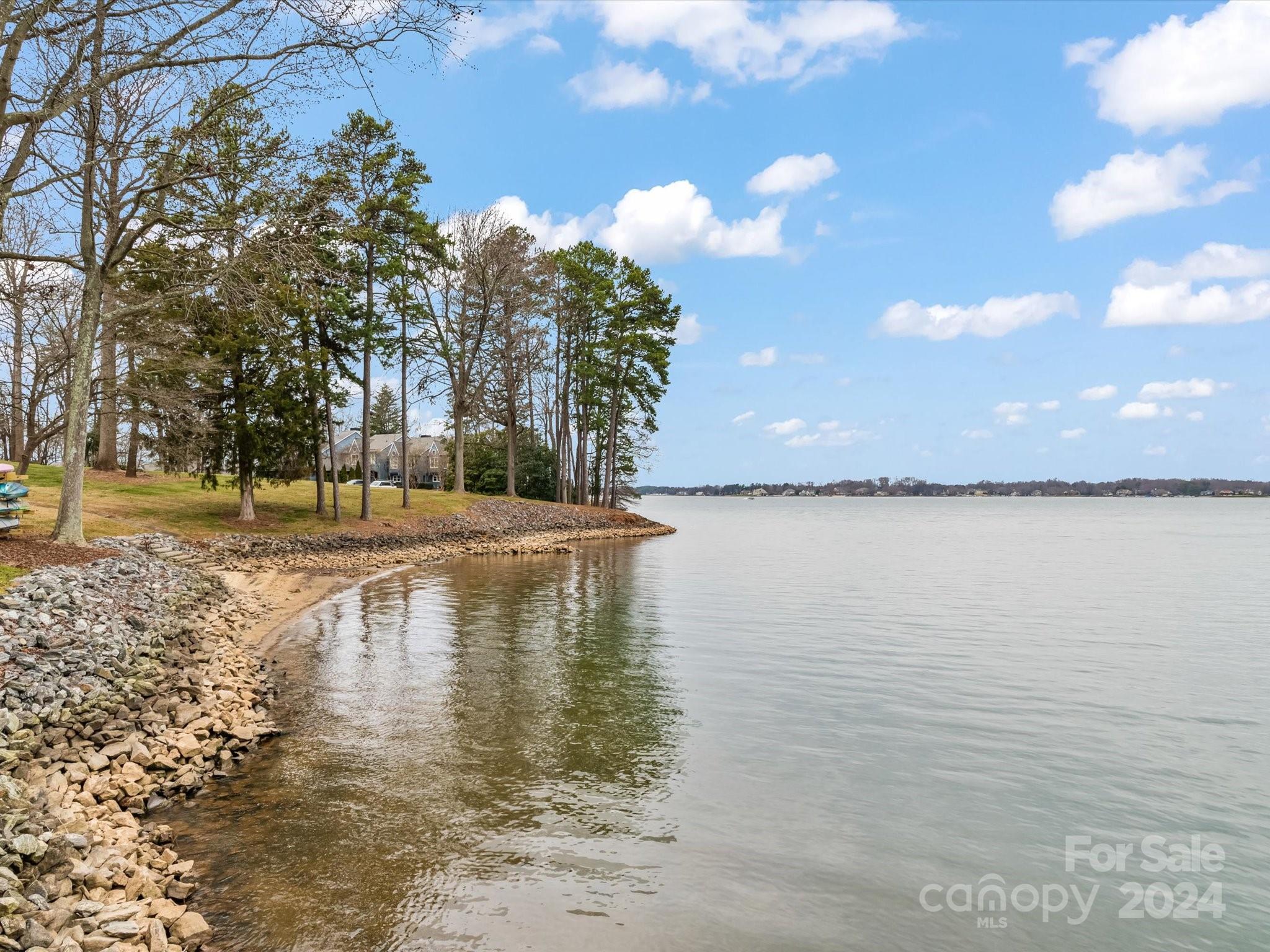 336 Northwest Drive
