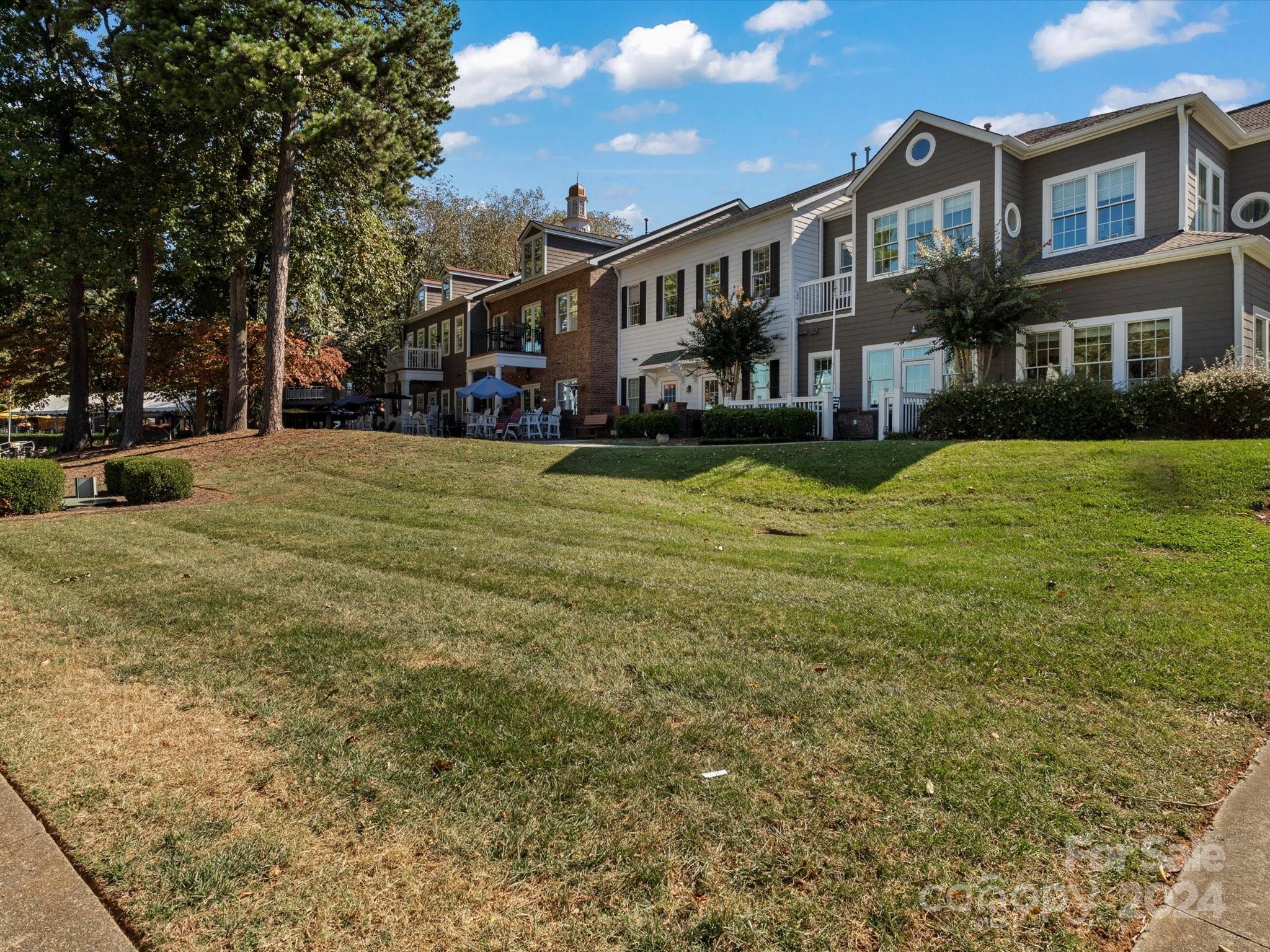 336 Northwest Drive