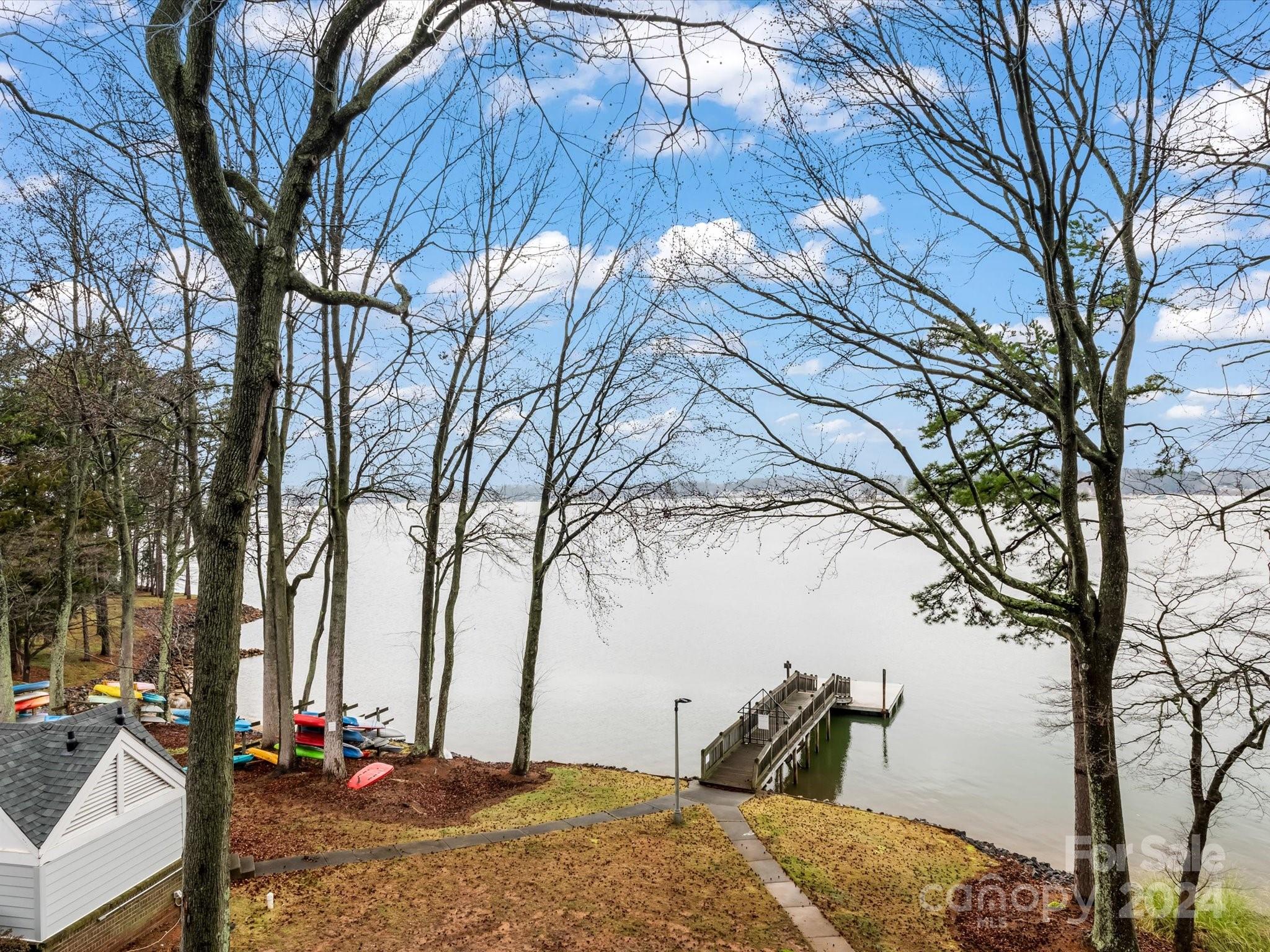 336 Northwest Drive