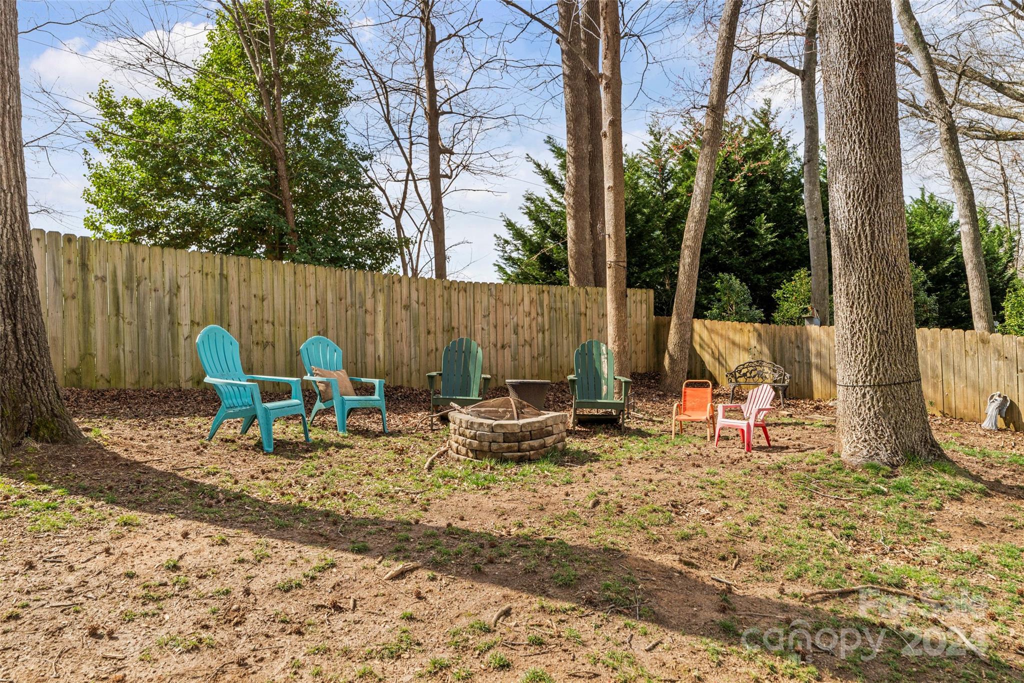 8908 Poplar Ridge Court