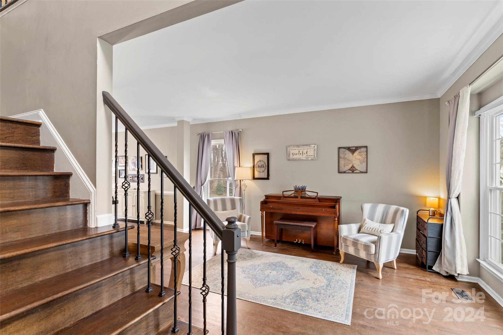 8908 Poplar Ridge Court