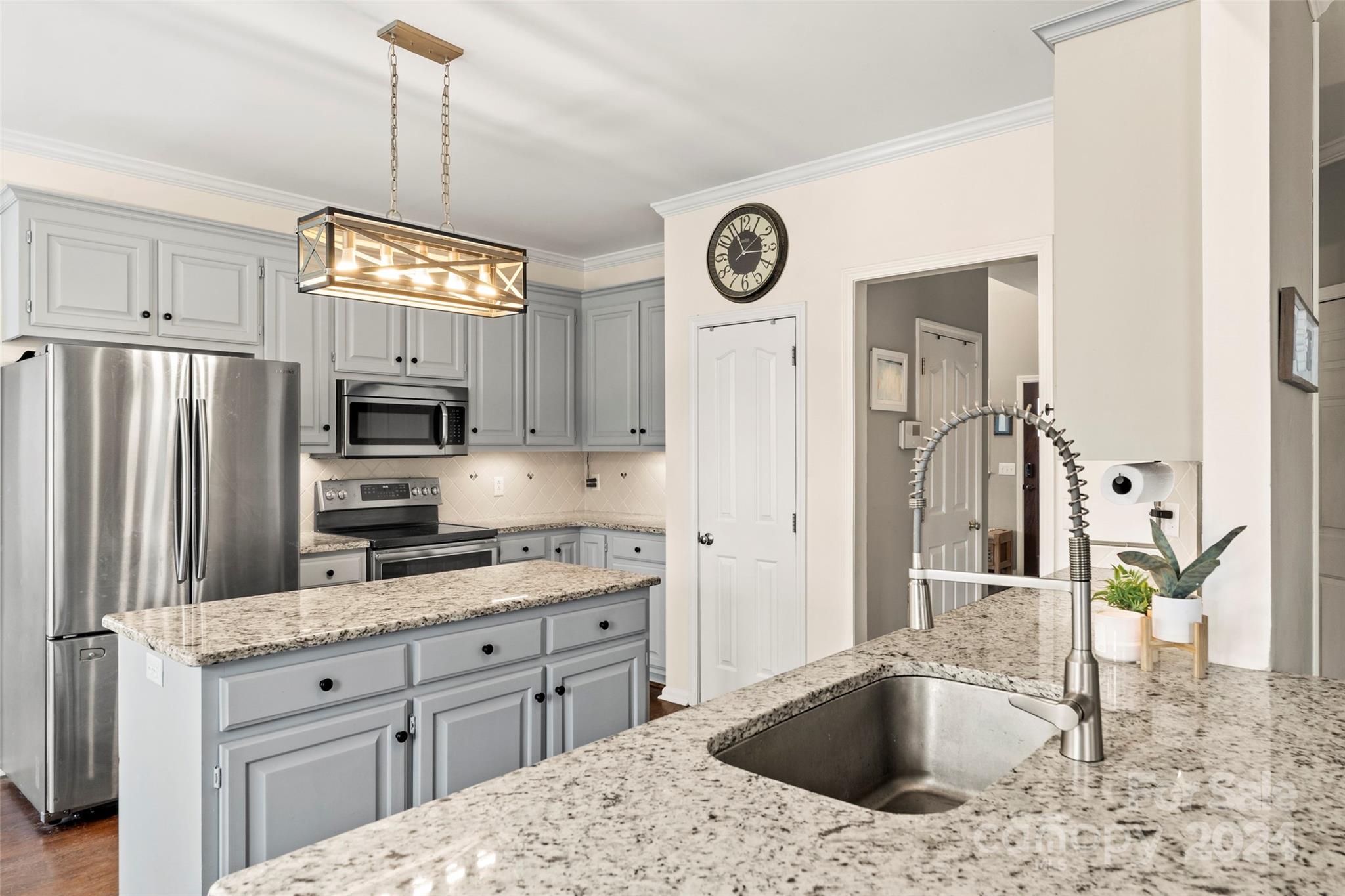 8908 Poplar Ridge Court