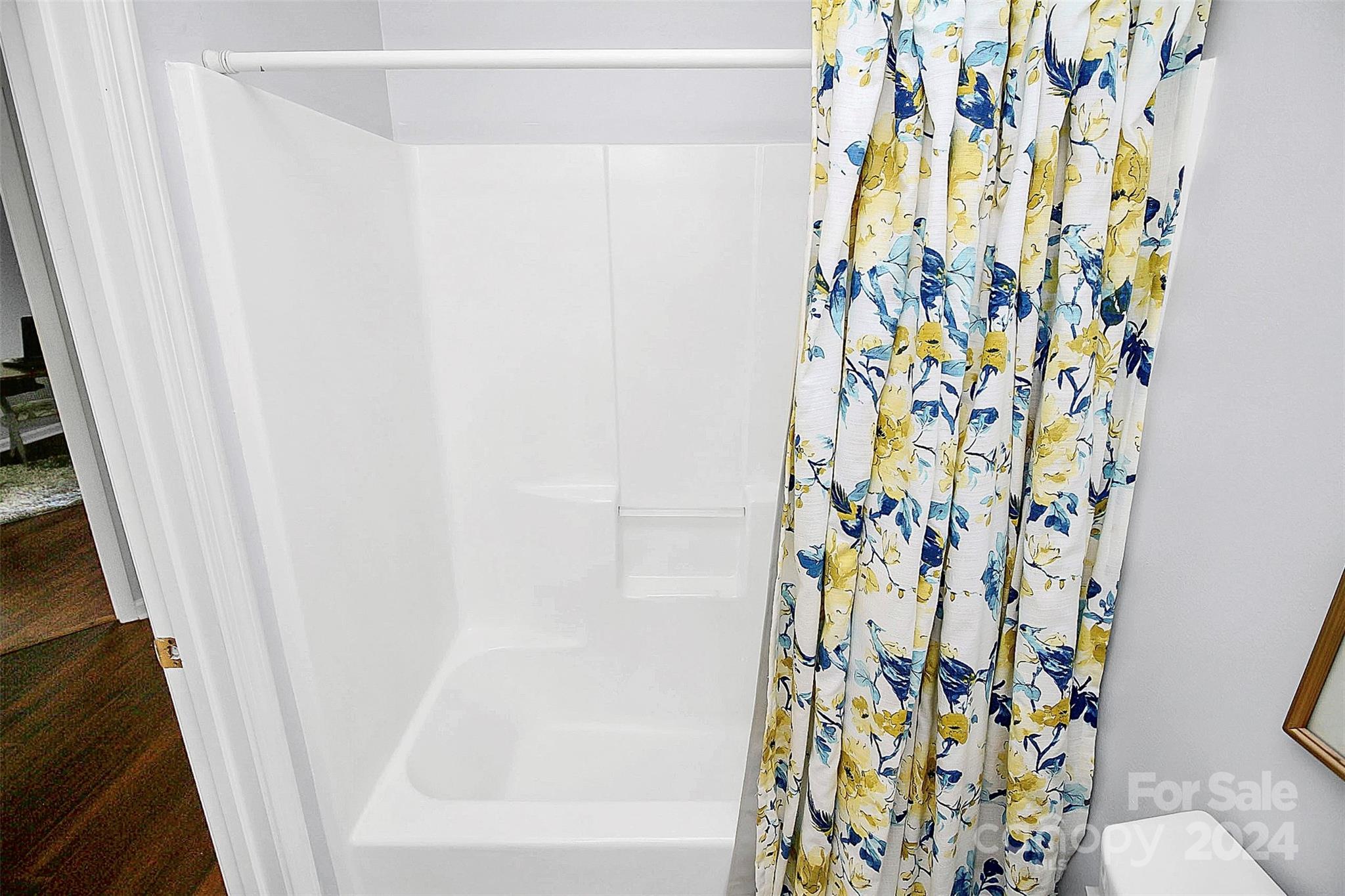 7617 Nicolette Court