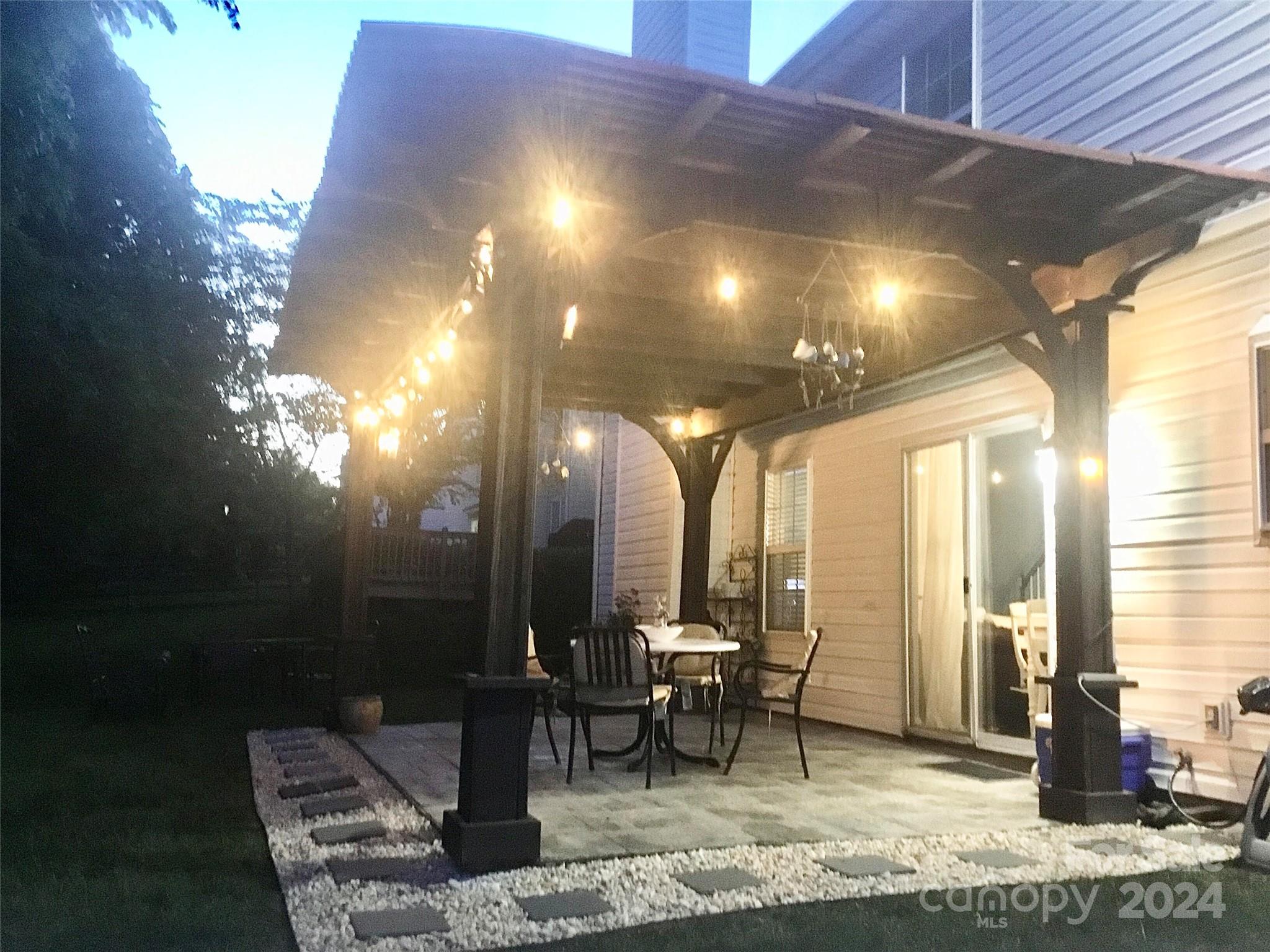 7617 Nicolette Court