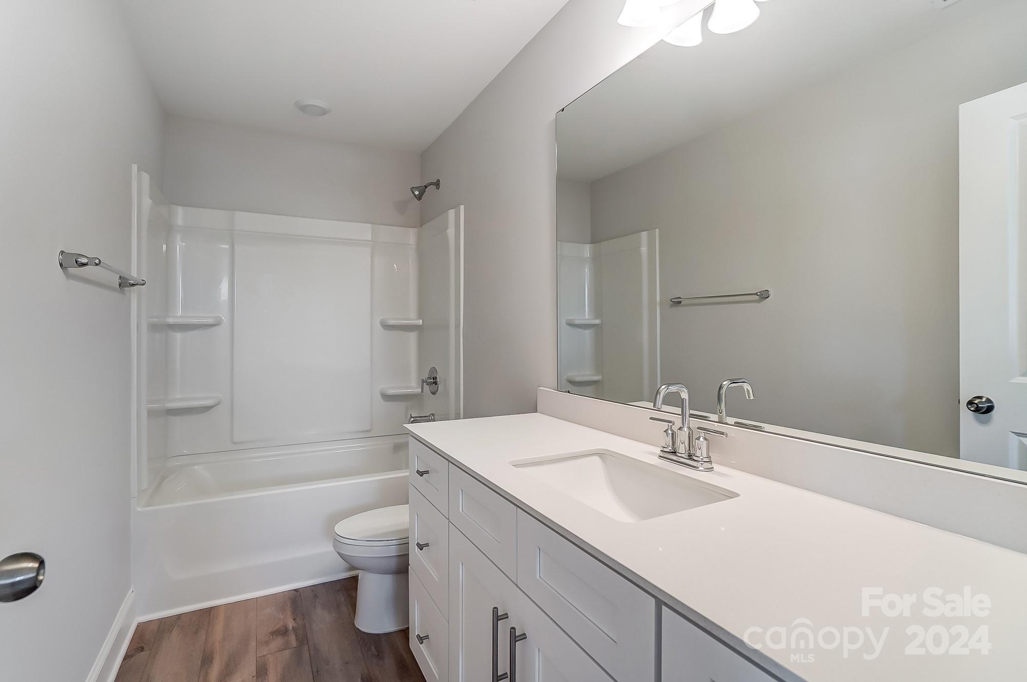 4101 Black Court Unit: 165