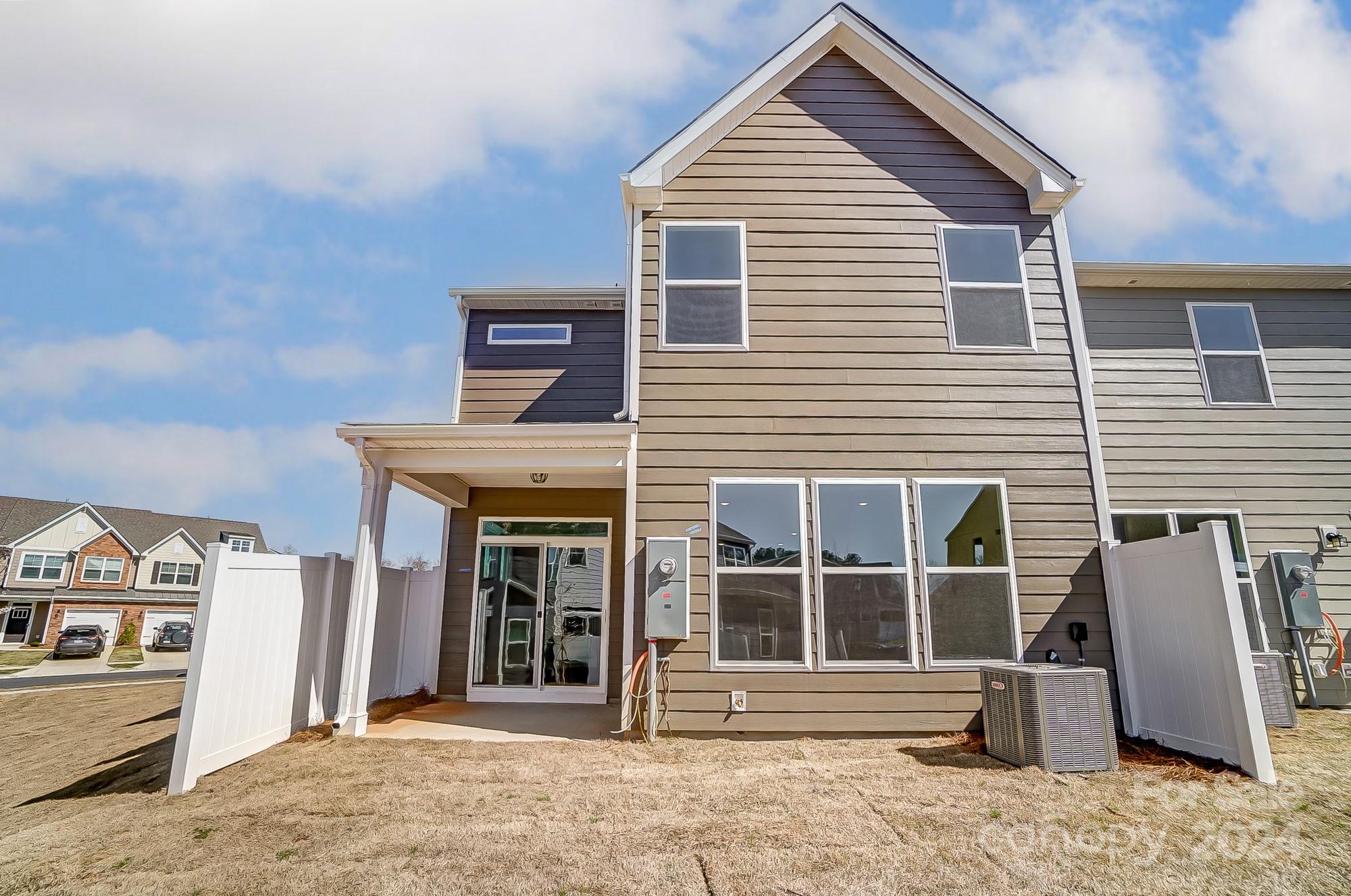 4101 Black Court Unit: 165