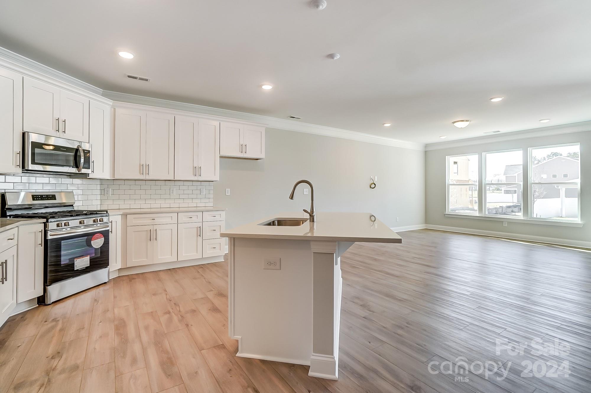 4101 Black Court Unit: 165