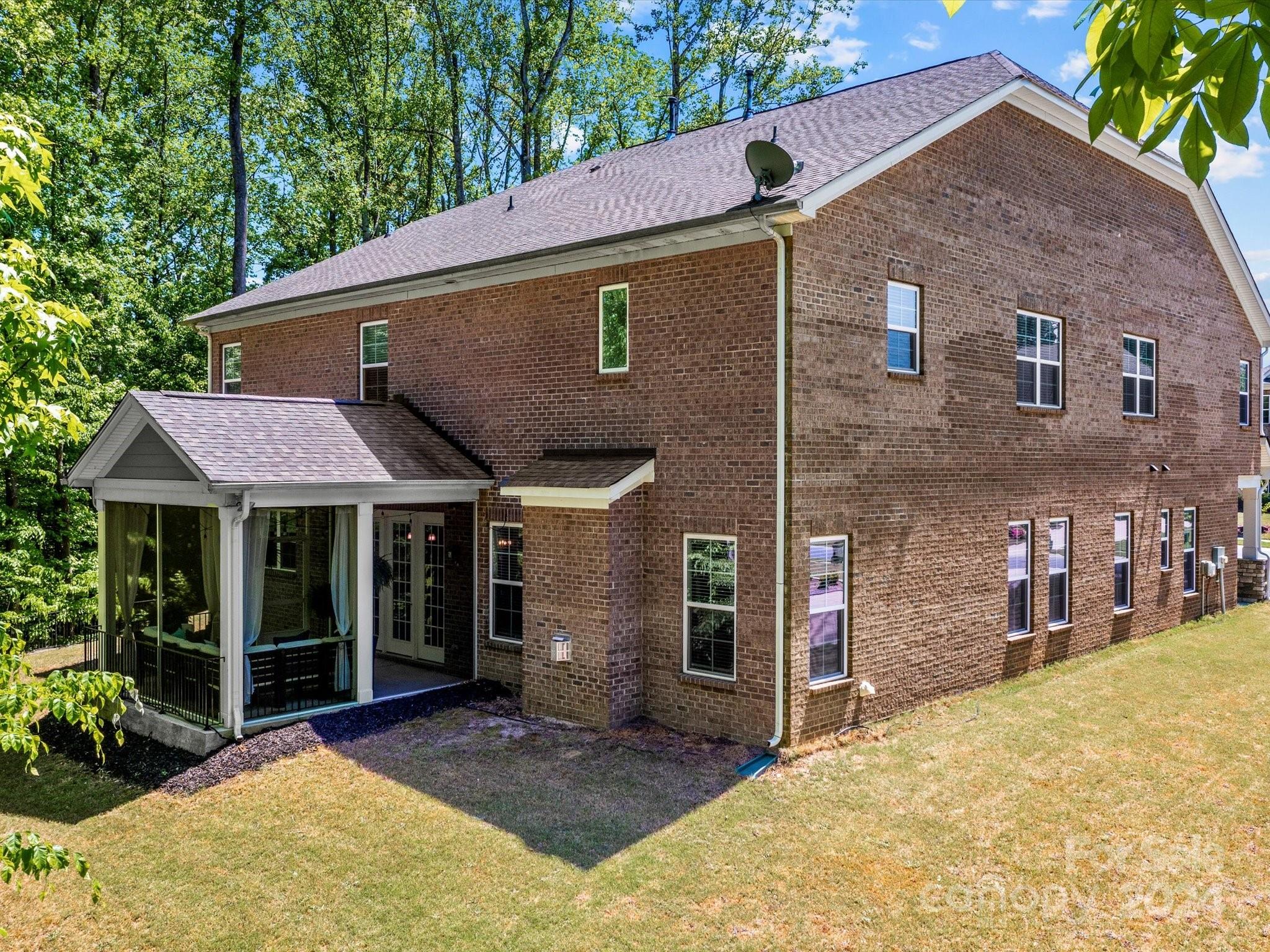 2040 Sweet William Drive