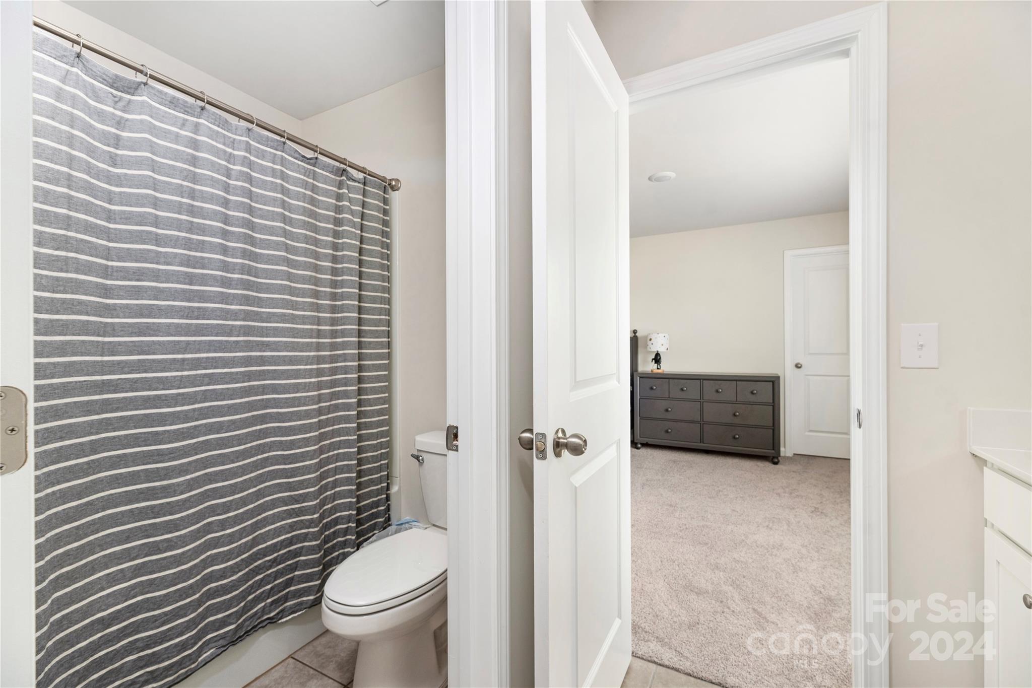 4567 Clifton Mill Lane Unit: 111