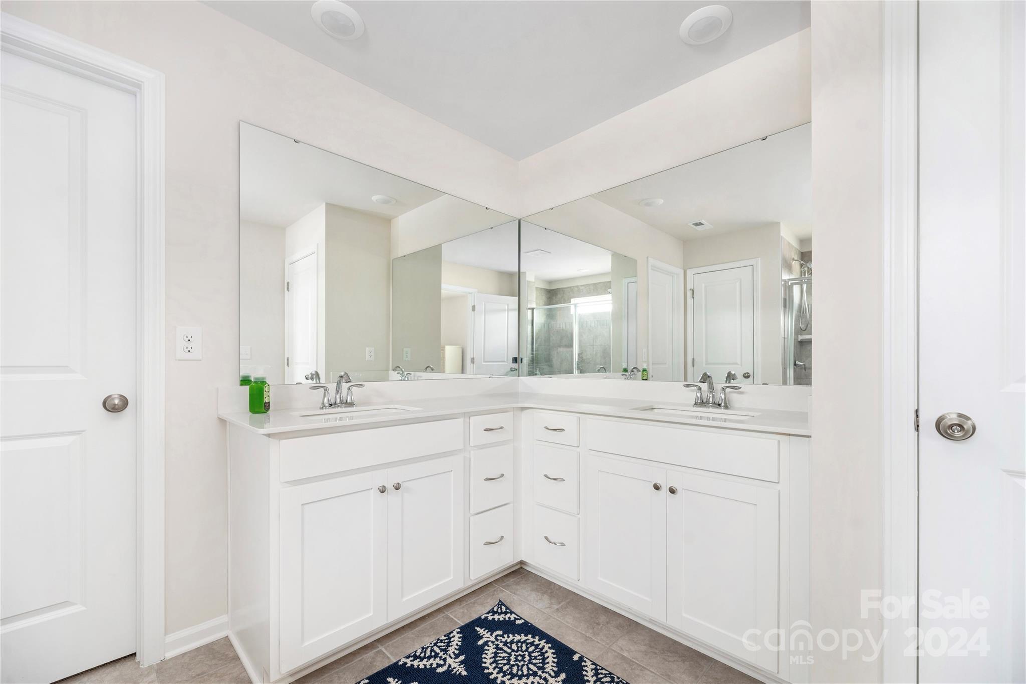 4567 Clifton Mill Lane Unit: 111