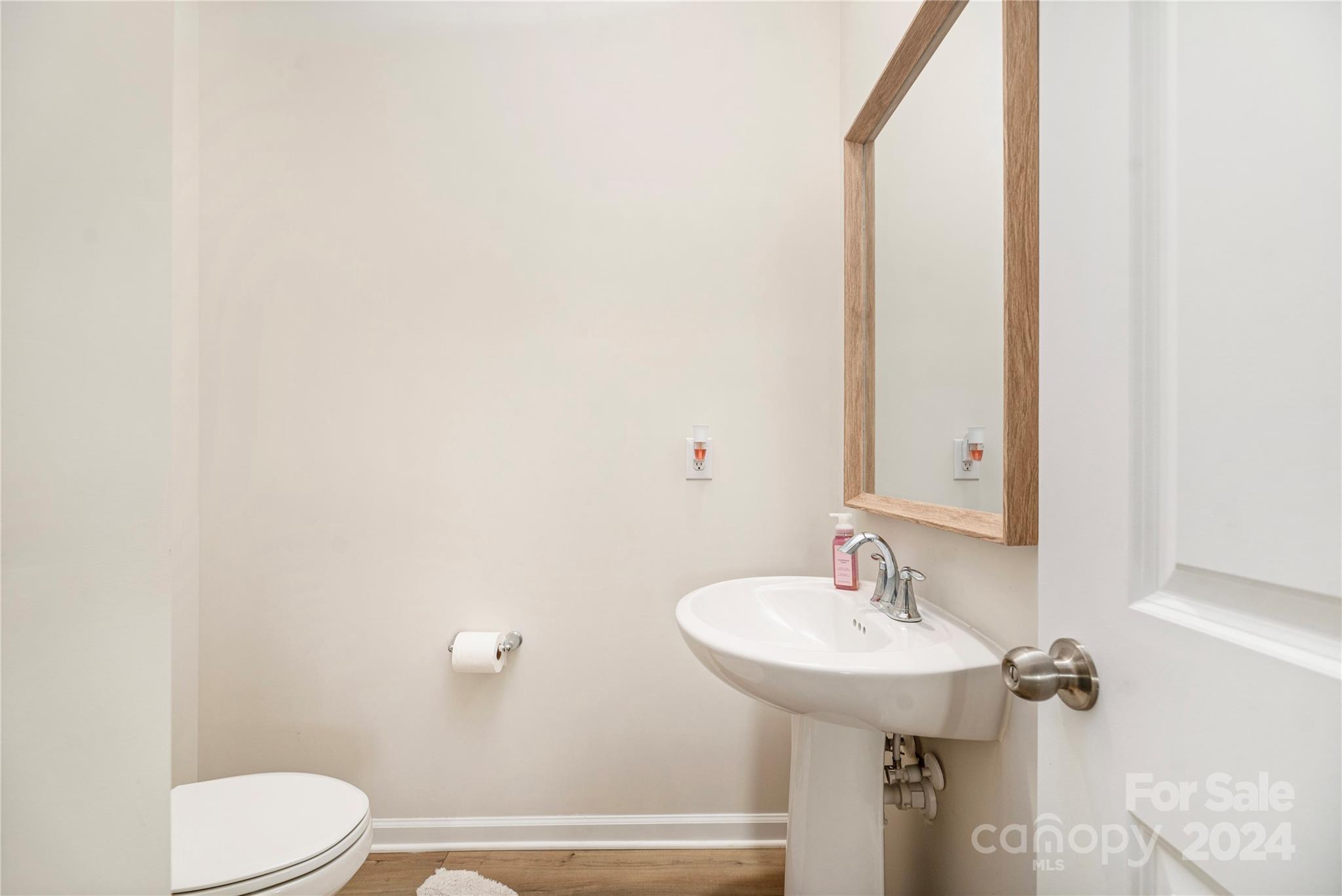 4567 Clifton Mill Lane Unit: 111