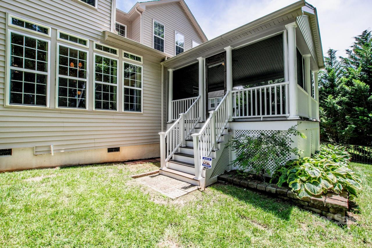 158 Bay Laurel Drive