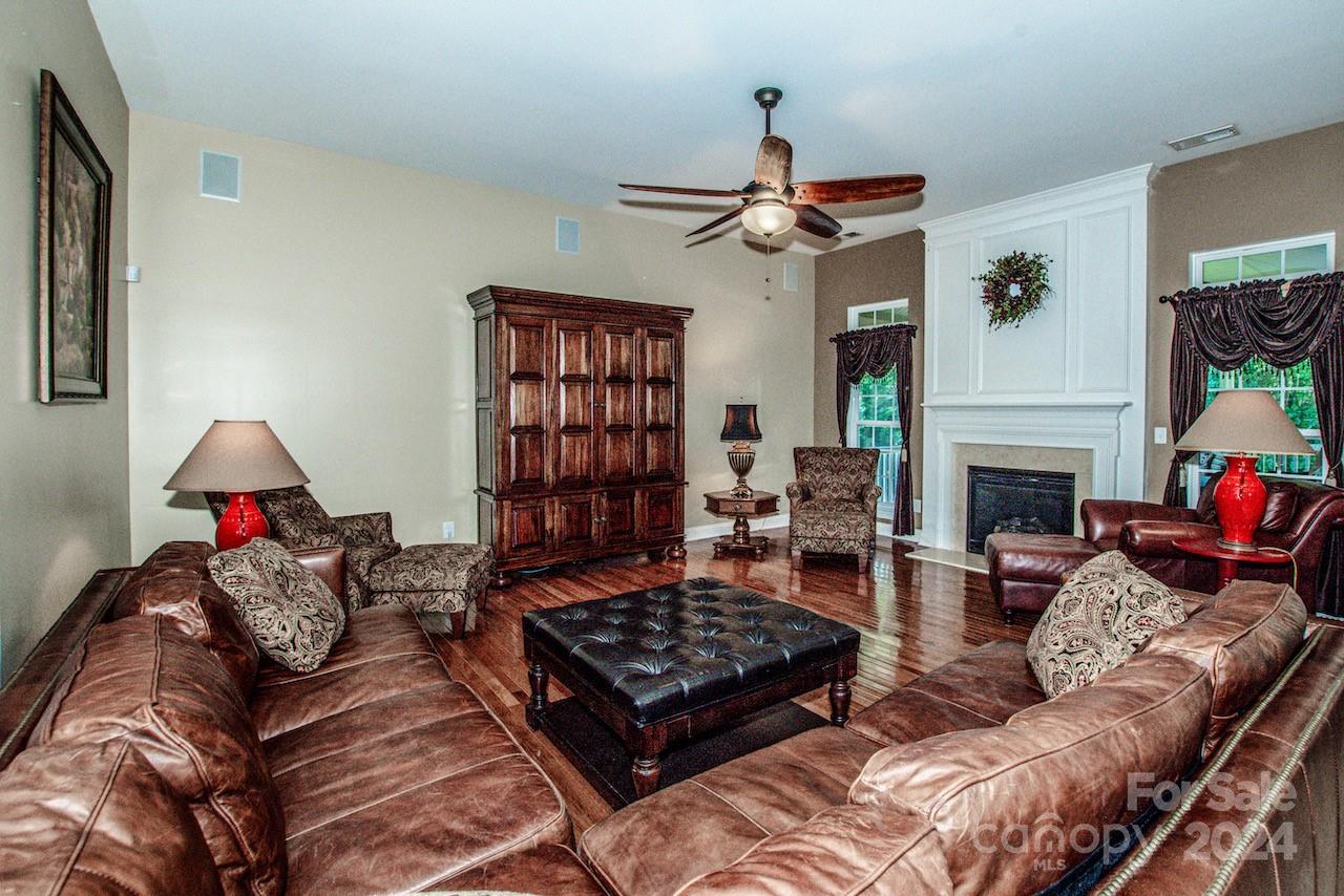 158 Bay Laurel Drive