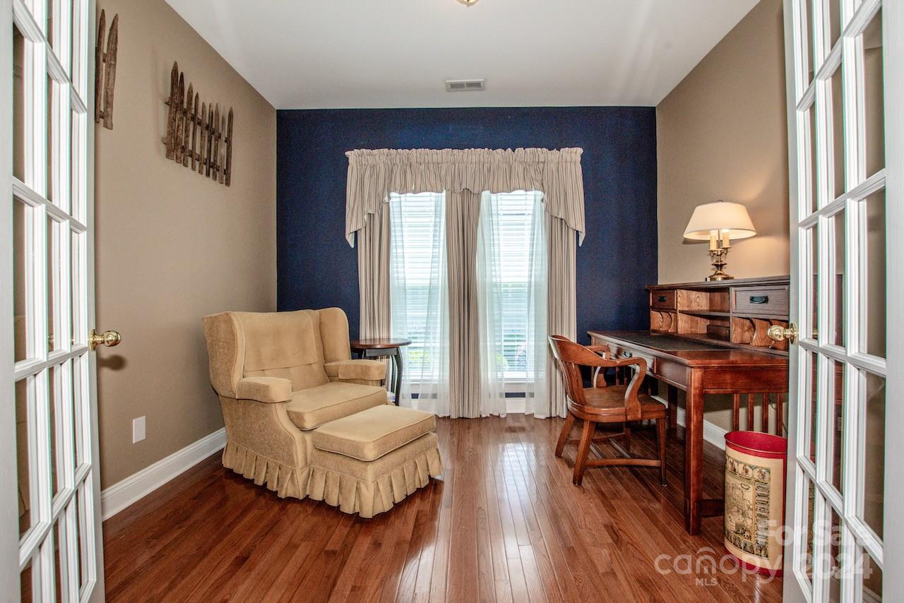 158 Bay Laurel Drive