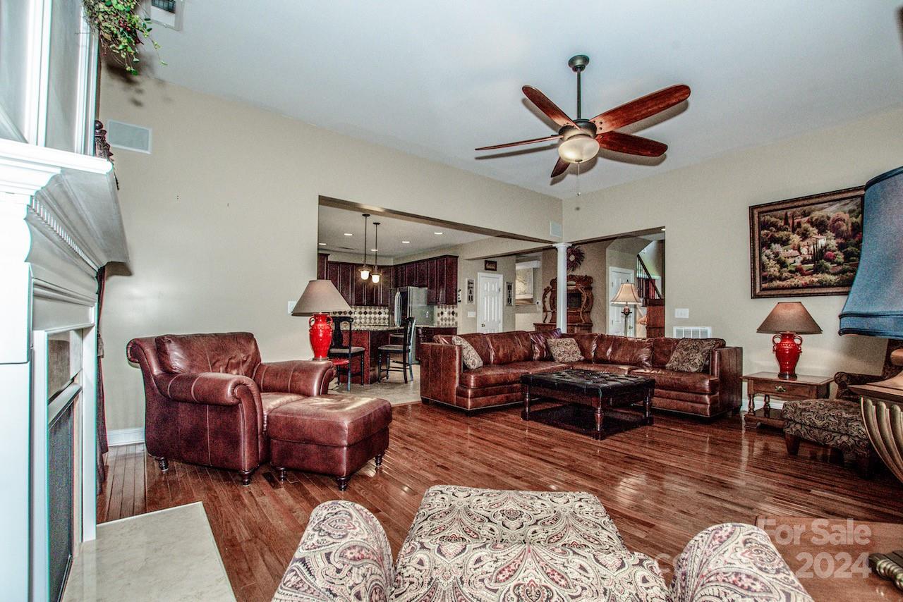 158 Bay Laurel Drive